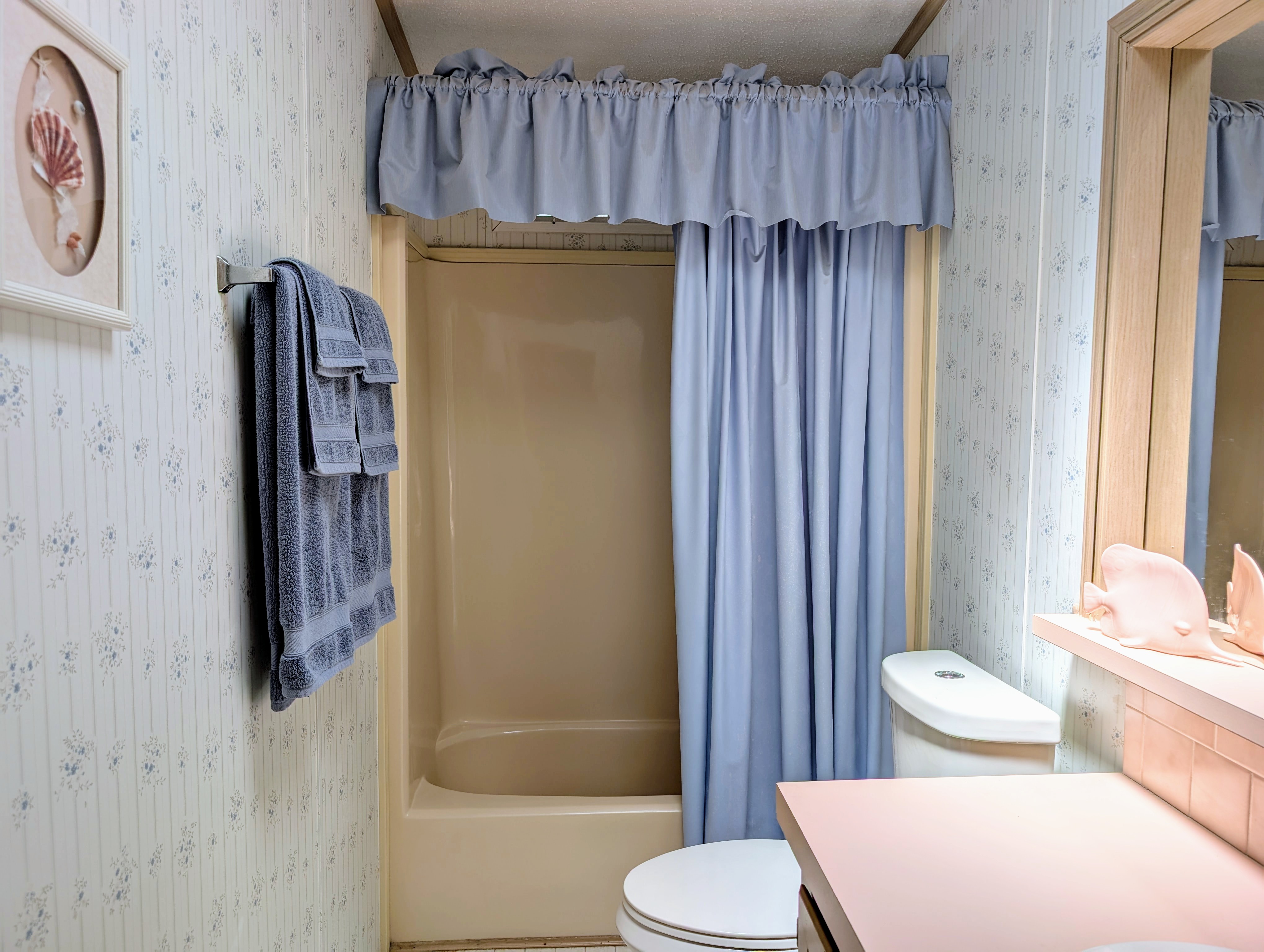 105 Palm Blvd, Parrish, Florida 34219, 2 Bedrooms Bedrooms, ,2 BathroomsBathrooms,55-Plus Mobile Home,For Sale,Palm Blvd,3744