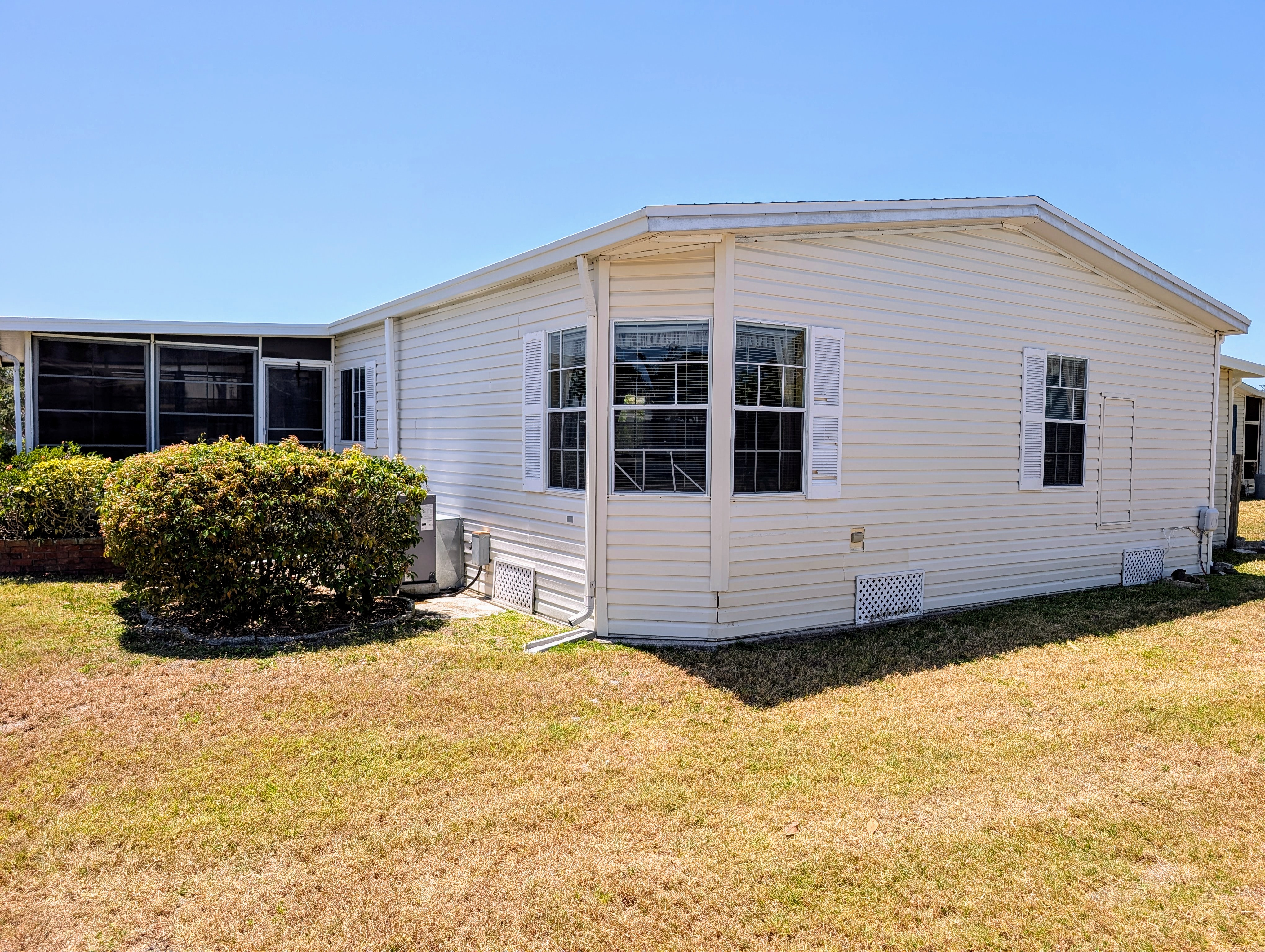 105 Palm Blvd, Parrish, Florida 34219, 2 Bedrooms Bedrooms, ,2 BathroomsBathrooms,55-Plus Mobile Home,For Sale,Palm Blvd,3744