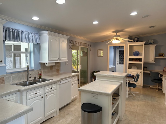 3417 Stephanie Lane, Ellenton, Florida 34222, 3 Bedrooms Bedrooms, ,2 BathroomsBathrooms,55-Plus Mobile Home,For Sale,Stephanie Lane,3745