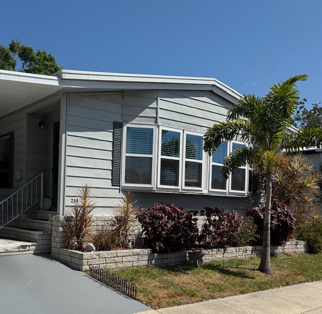 100 Hampton Road, Lot 244, Clearwater, Florida 33759, 2 Bedrooms Bedrooms, ,2 BathroomsBathrooms,55-Plus Mobile Home,For Sale,Hampton Road, Lot 244,3750
