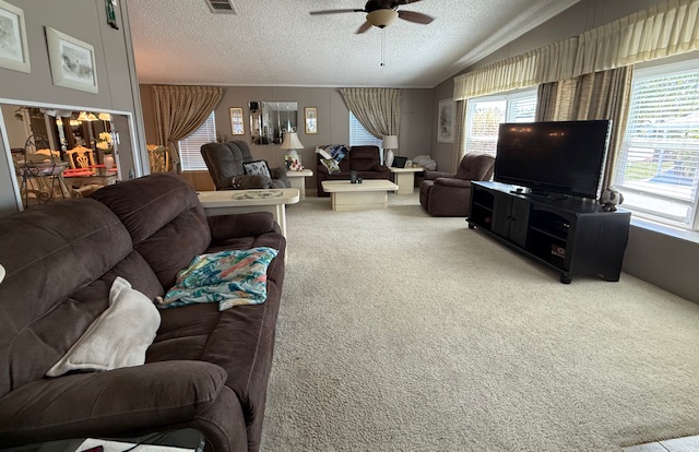 100 Hampton Road, Lot 244, Clearwater, Florida 33759, 2 Bedrooms Bedrooms, ,2 BathroomsBathrooms,55-Plus Mobile Home,For Sale,Hampton Road, Lot 244,3750