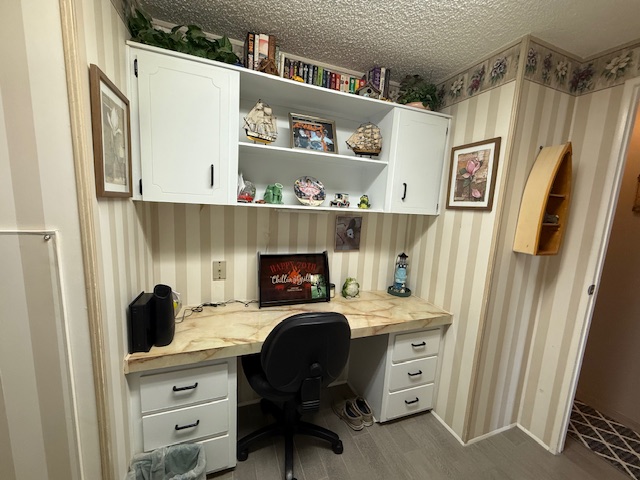 100 Hampton Road, Lot 244, Clearwater, Florida 33759, 2 Bedrooms Bedrooms, ,2 BathroomsBathrooms,55-Plus Mobile Home,For Sale,Hampton Road, Lot 244,3750