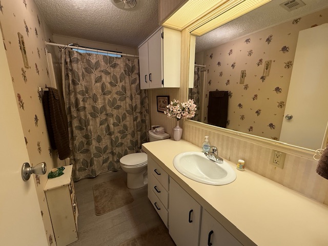 100 Hampton Road, Lot 244, Clearwater, Florida 33759, 2 Bedrooms Bedrooms, ,2 BathroomsBathrooms,55-Plus Mobile Home,For Sale,Hampton Road, Lot 244,3750