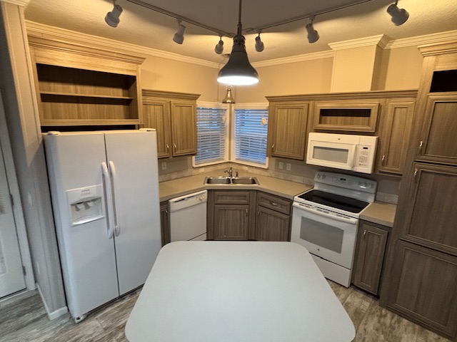 2419 Gulf to Bay Blvd, Lot 713, Clearwater, Florida 33765, 2 Bedrooms Bedrooms, ,2 BathroomsBathrooms,55-Plus Mobile Home,For Sale,Gulf to Bay Blvd, Lot 713,3752
