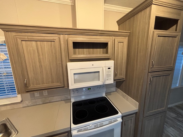 2419 Gulf to Bay Blvd, Lot 713, Clearwater, Florida 33765, 2 Bedrooms Bedrooms, ,2 BathroomsBathrooms,55-Plus Mobile Home,For Sale,Gulf to Bay Blvd, Lot 713,3752
