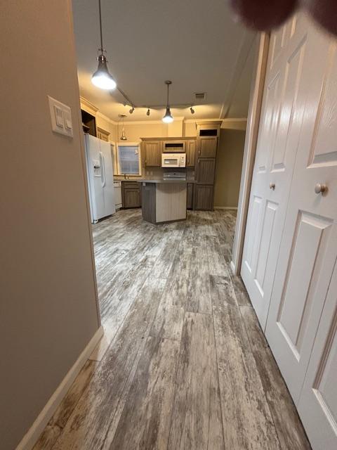 2419 Gulf to Bay Blvd, Lot 713, Clearwater, Florida 33765, 2 Bedrooms Bedrooms, ,2 BathroomsBathrooms,55-Plus Mobile Home,For Sale,Gulf to Bay Blvd, Lot 713,3752