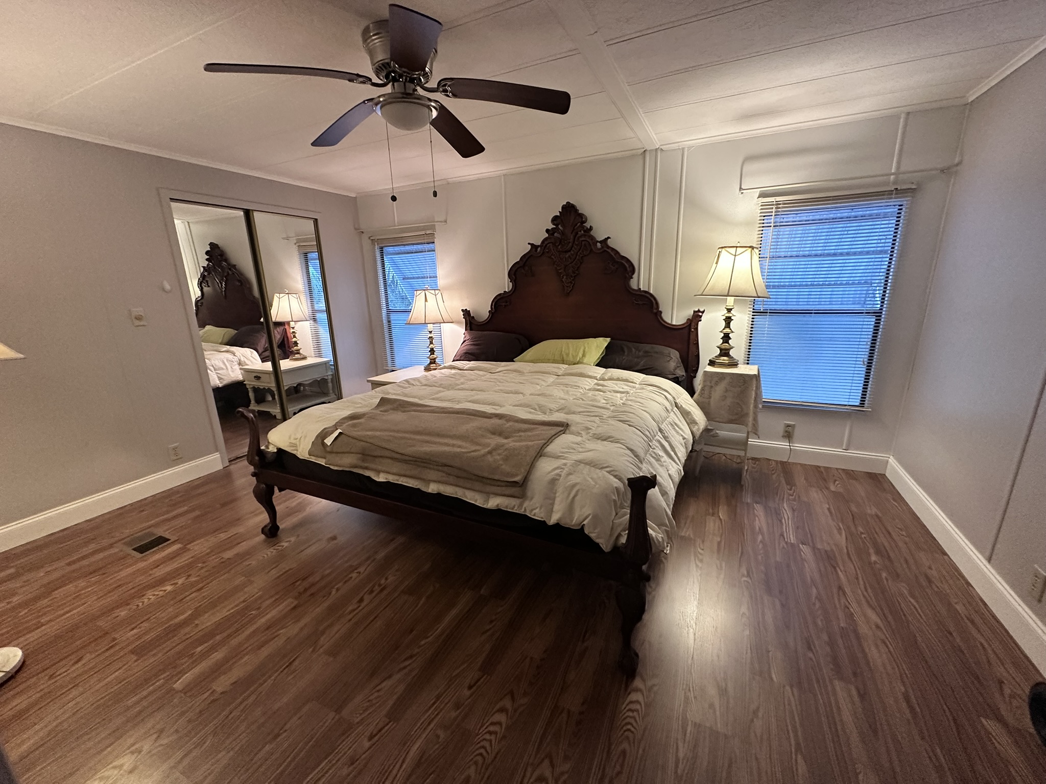 10858 1st Place N, St Petersburg, Florida 33716, 2 Bedrooms Bedrooms, ,2 BathroomsBathrooms,55-Plus Mobile Home,For Sale,1st Place N,3753