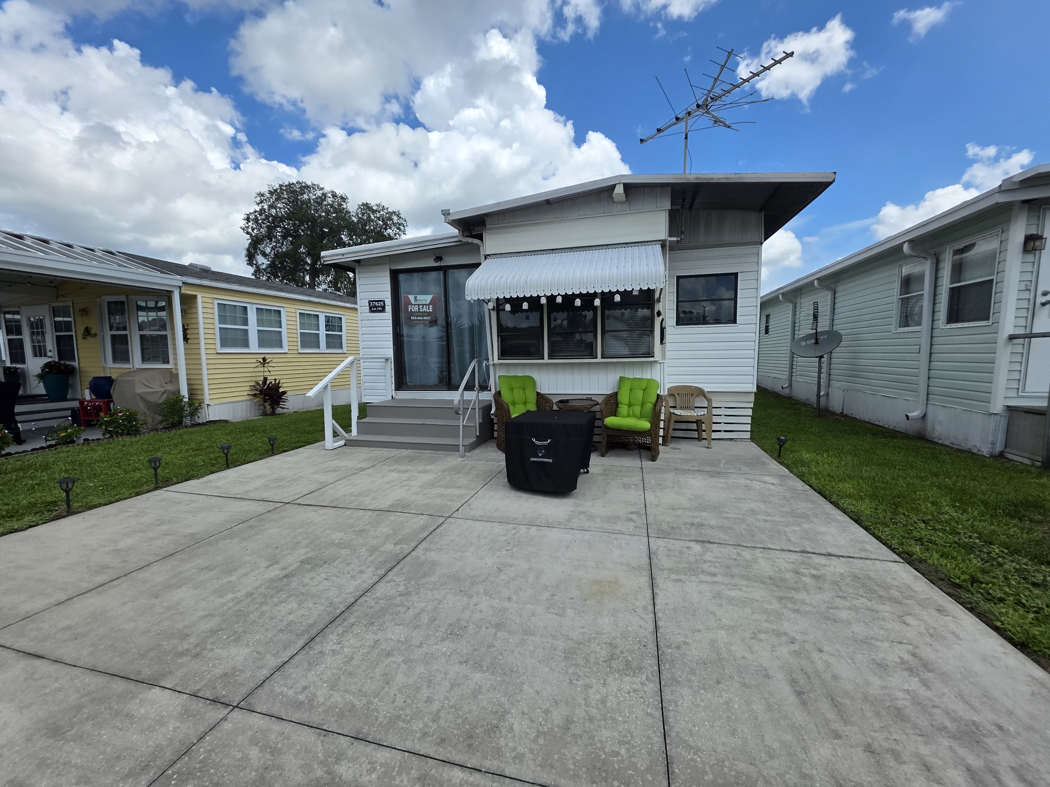 37625 Florence Avenue, Zephyrhills, Florida 33541, 2 Bedrooms Bedrooms, ,1 BathroomBathrooms,55-Plus Mobile Home,For Sale,Florence Avenue,3756