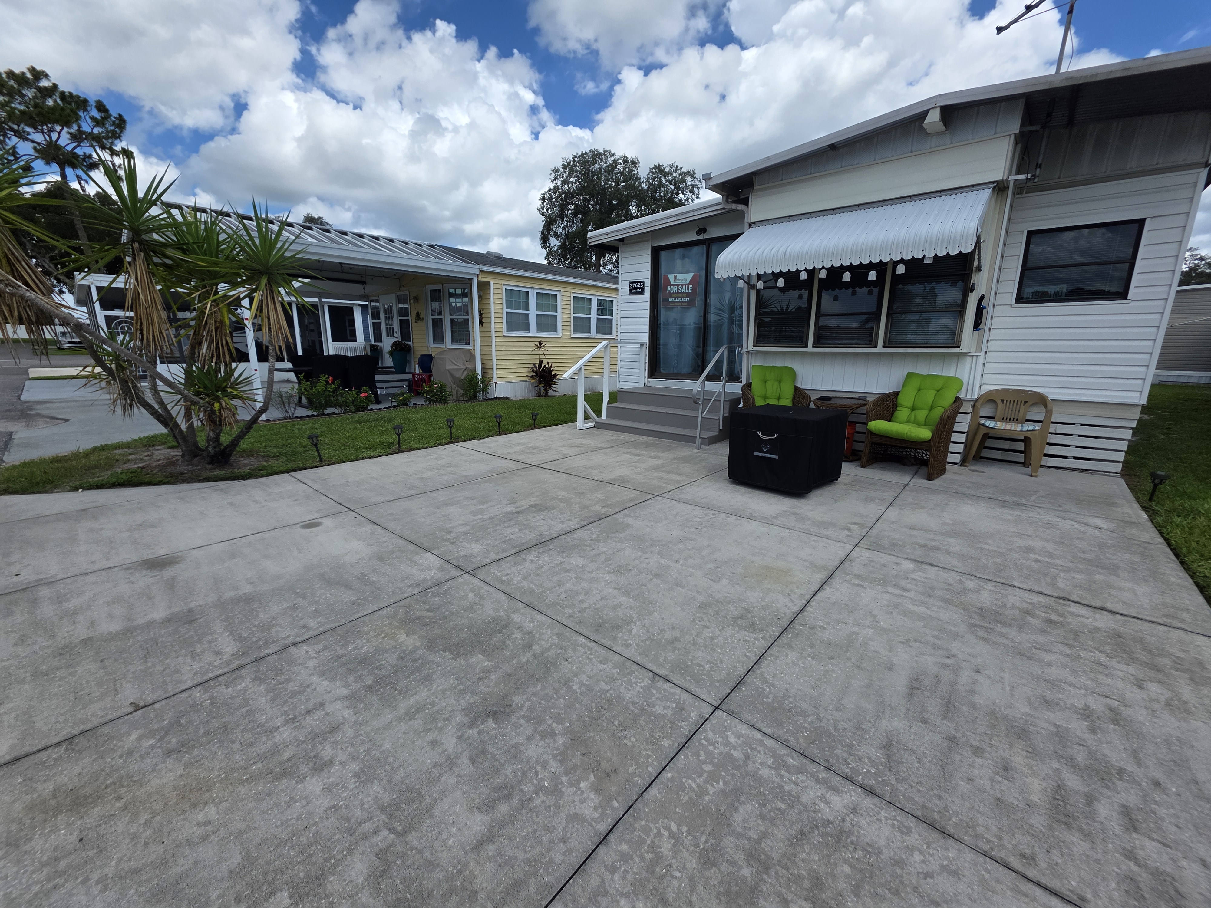 37625 Florence Avenue, Zephyrhills, Florida 33541, 2 Bedrooms Bedrooms, ,1 BathroomBathrooms,55-Plus Mobile Home,For Sale,Florence Avenue,3756