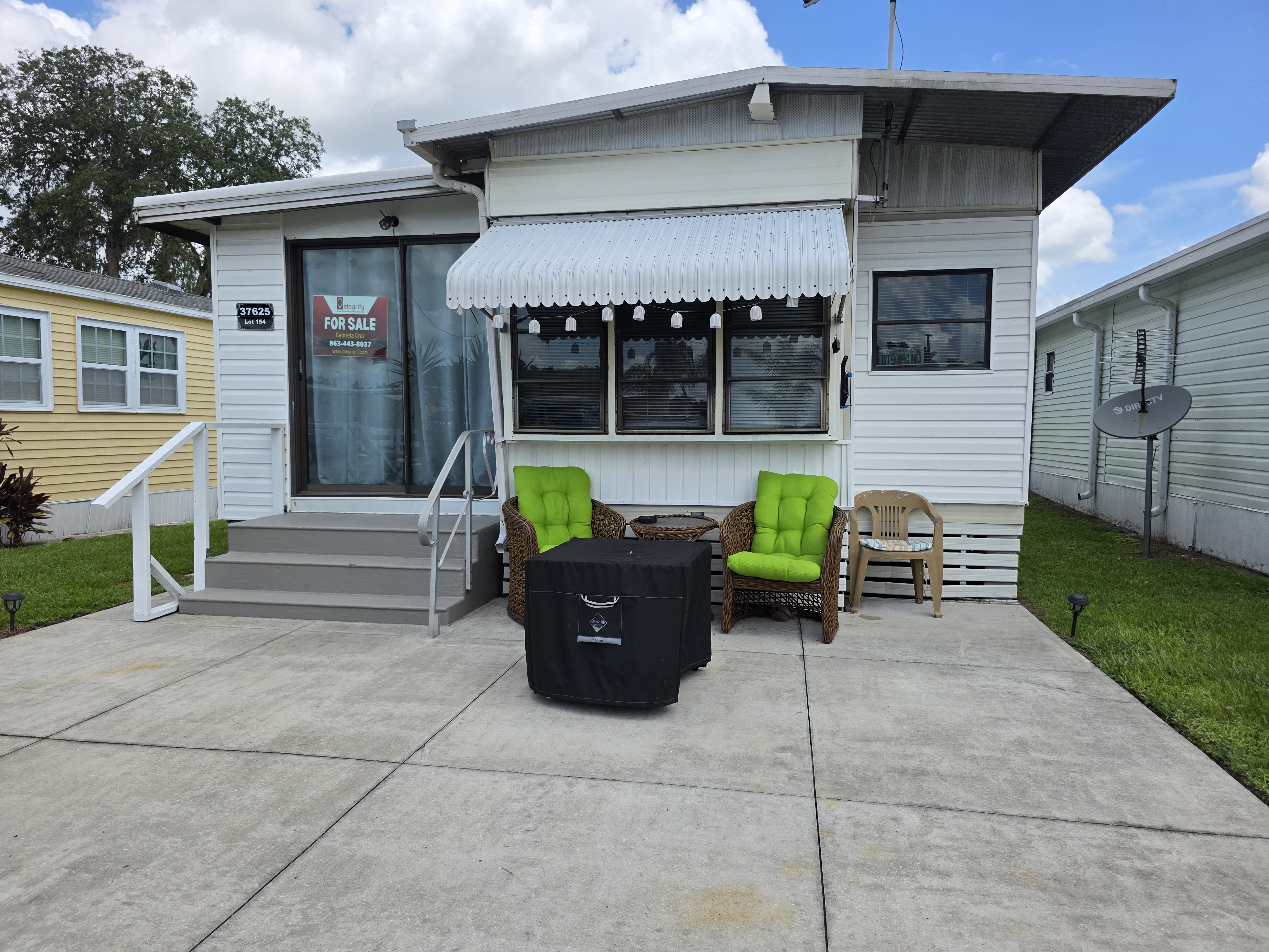 37625 Florence Avenue, Zephyrhills, Florida 33541, 2 Bedrooms Bedrooms, ,1 BathroomBathrooms,55-Plus Mobile Home,For Sale,Florence Avenue,3756