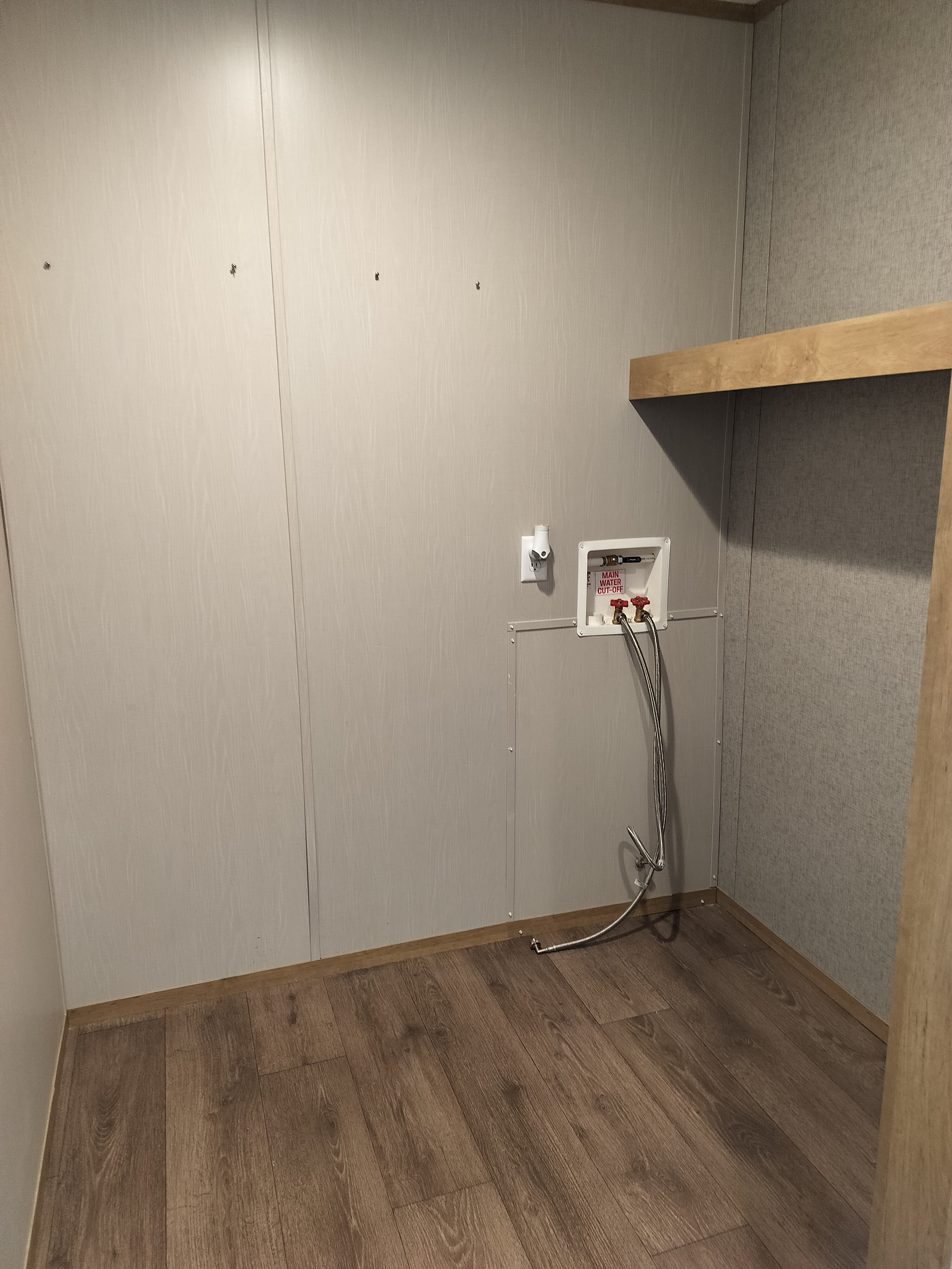 237 Peacock St, Fort Pierce, Florida 34982, 3 Bedrooms Bedrooms, ,2 BathroomsBathrooms,55-Plus Mobile Home,For Sale,Peacock St,3767