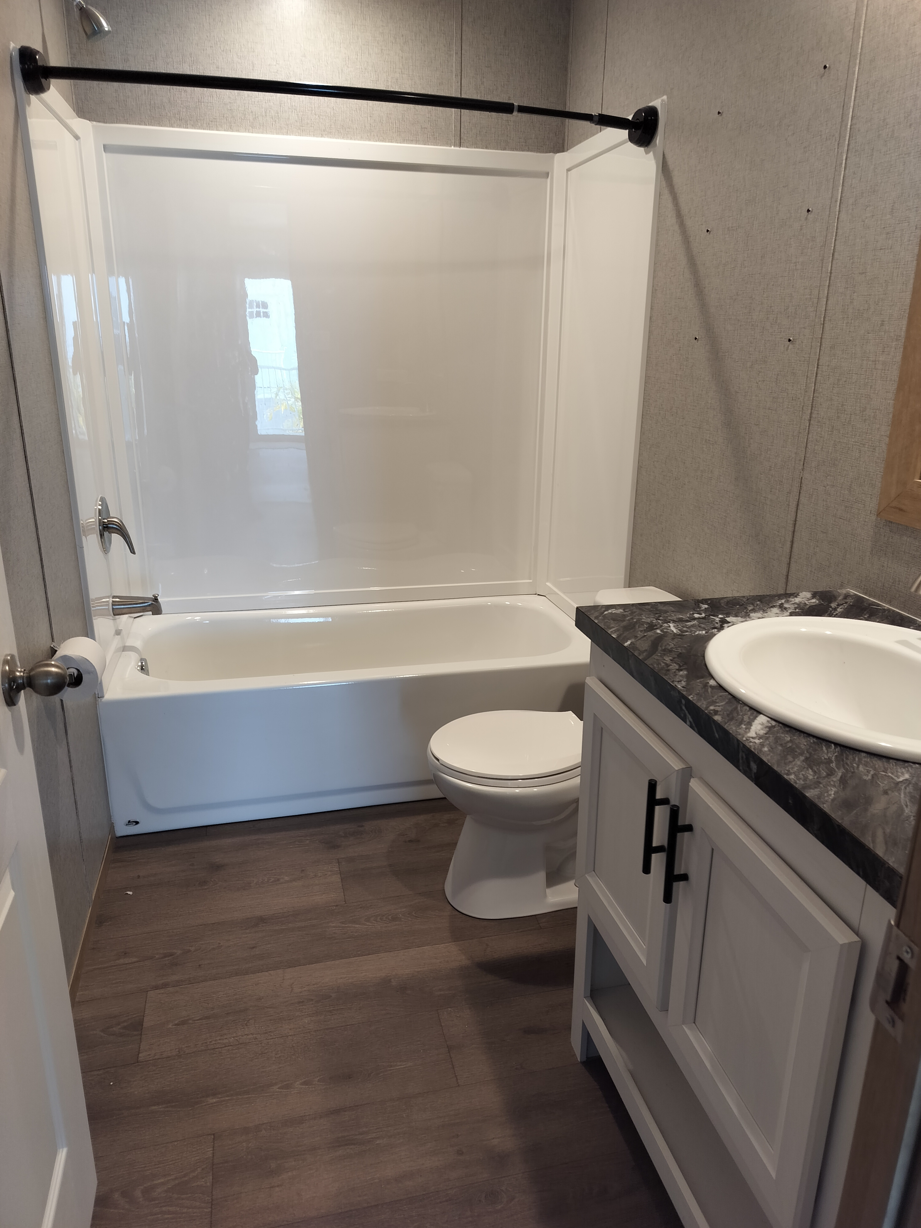 237 Peacock St, Fort Pierce, Florida 34982, 3 Bedrooms Bedrooms, ,2 BathroomsBathrooms,55-Plus Mobile Home,For Sale,Peacock St,3767