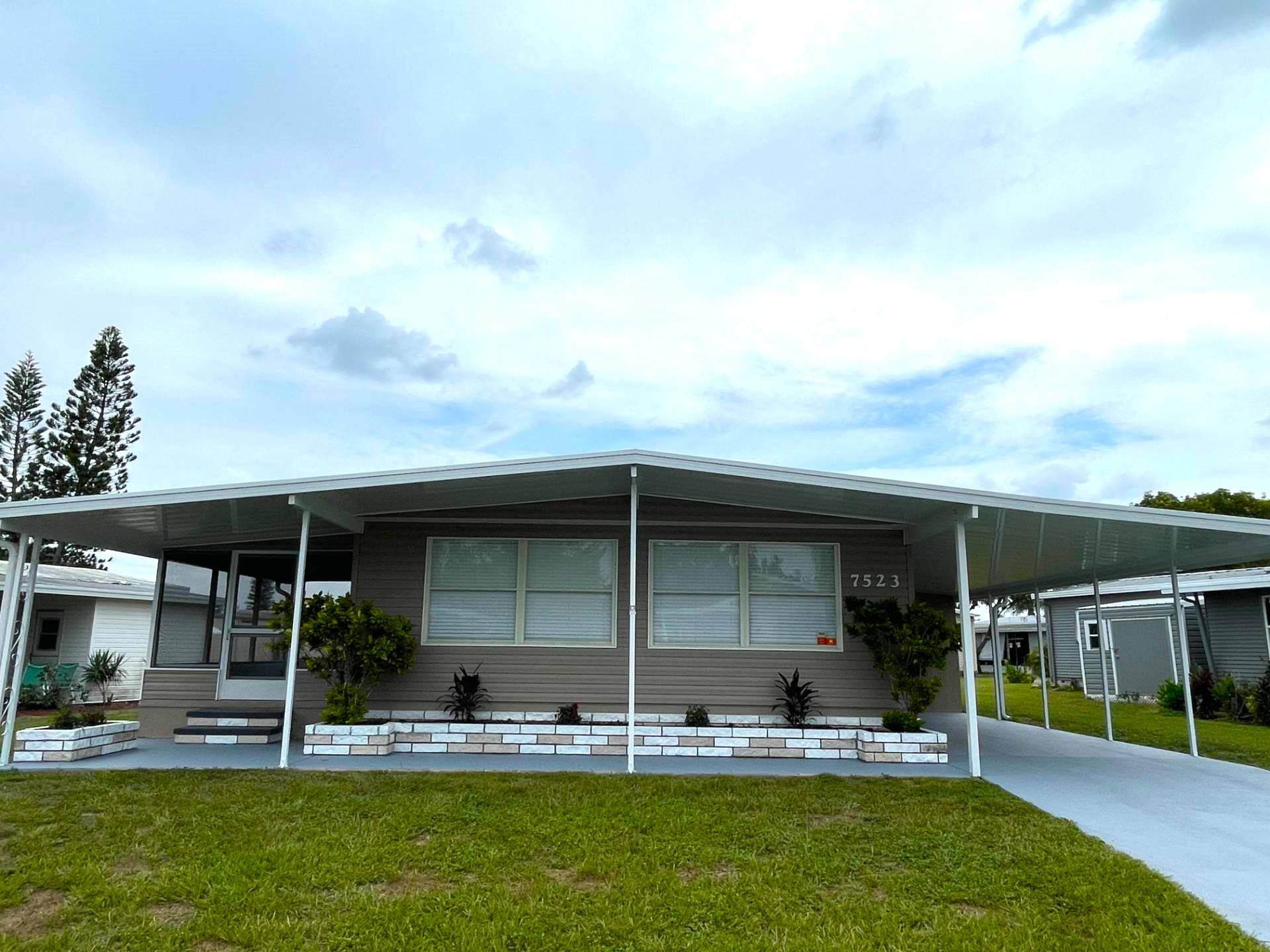 7523 Kings Drive, Ellenton, Florida 34222, 2 Bedrooms Bedrooms, ,2 BathroomsBathrooms,55-Plus Mobile Home,For Sale,Kings Drive,3770