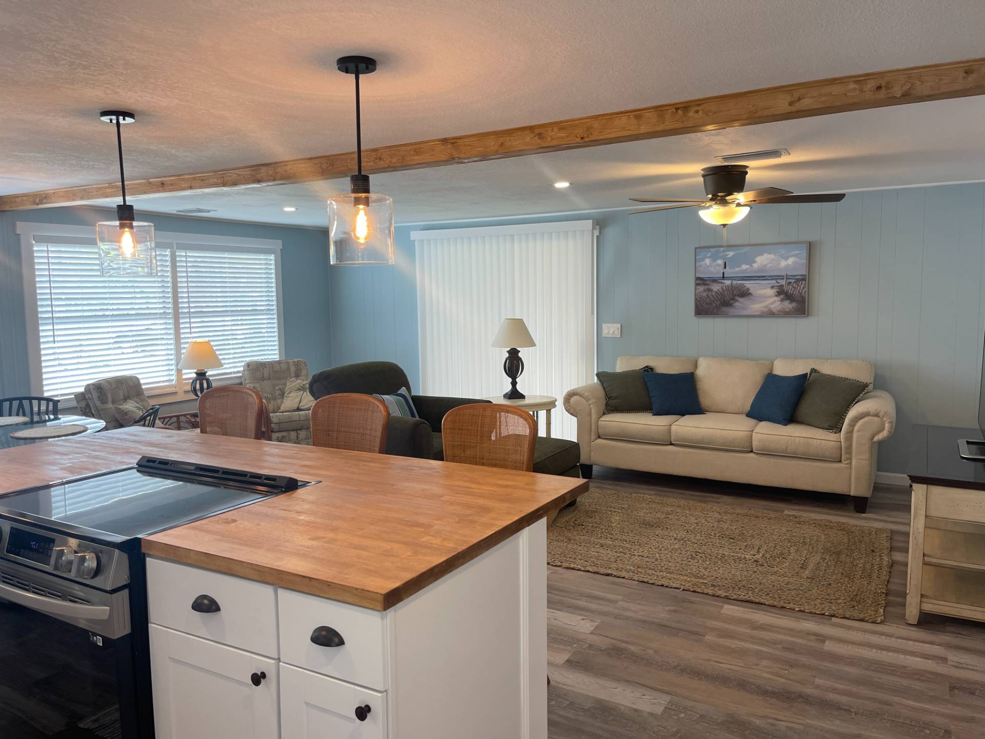 7523 Kings Drive, Ellenton, Florida 34222, 2 Bedrooms Bedrooms, ,2 BathroomsBathrooms,55-Plus Mobile Home,For Sale,Kings Drive,3770