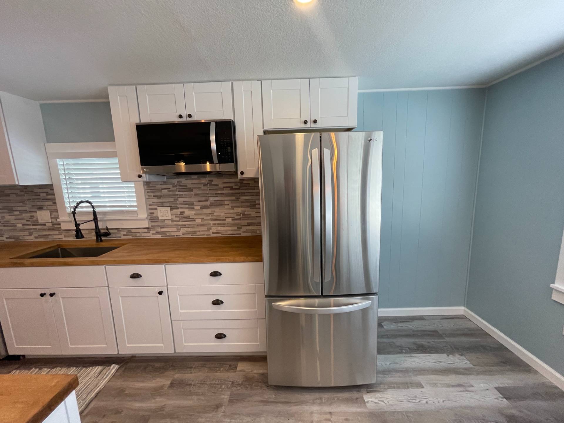 7523 Kings Drive, Ellenton, Florida 34222, 2 Bedrooms Bedrooms, ,2 BathroomsBathrooms,55-Plus Mobile Home,For Sale,Kings Drive,3770