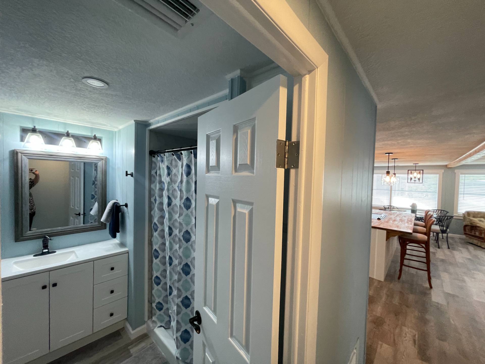 7523 Kings Drive, Ellenton, Florida 34222, 2 Bedrooms Bedrooms, ,2 BathroomsBathrooms,55-Plus Mobile Home,For Sale,Kings Drive,3770