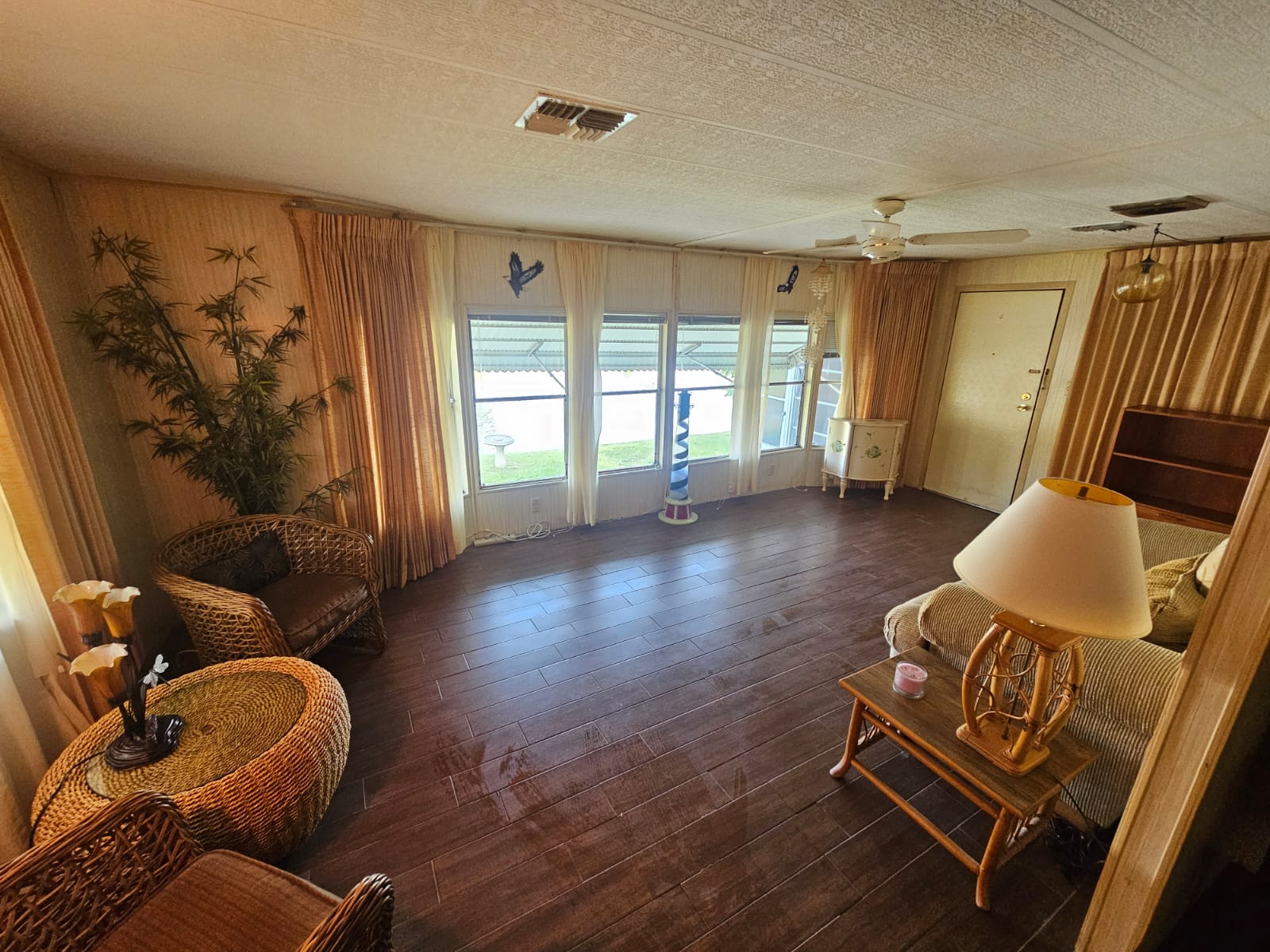 12100 Seminole Blvd, Lot 50, Largo, Florida 33778, 2 Bedrooms Bedrooms, ,2 BathroomsBathrooms,55-Plus Mobile Home,For Sale,Seminole Blvd, Lot 50,3775