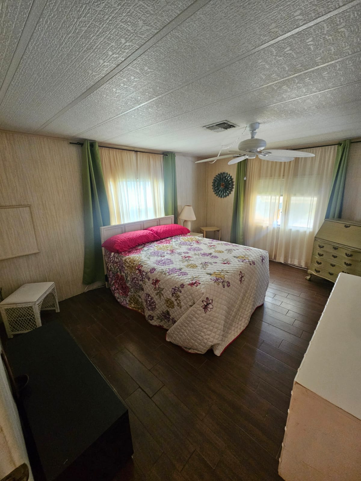 12100 Seminole Blvd, Lot 50, Largo, Florida 33778, 2 Bedrooms Bedrooms, ,2 BathroomsBathrooms,55-Plus Mobile Home,For Sale,Seminole Blvd, Lot 50,3775