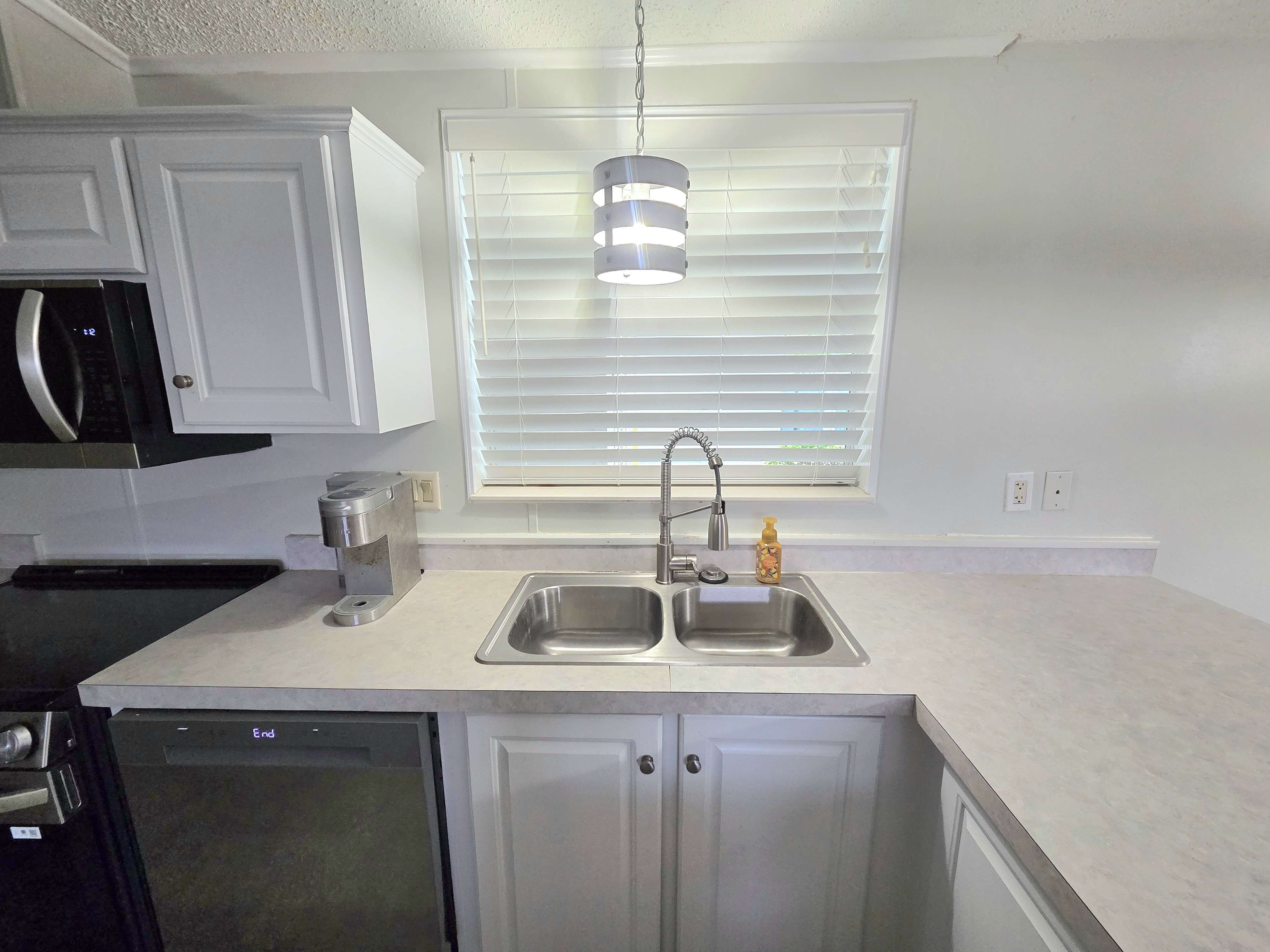 2612 87th Terrace East, Palmetto, Florida 34221, 3 Bedrooms Bedrooms, ,2 BathroomsBathrooms,55-Plus Mobile Home,For Sale,87th Terrace East,3784
