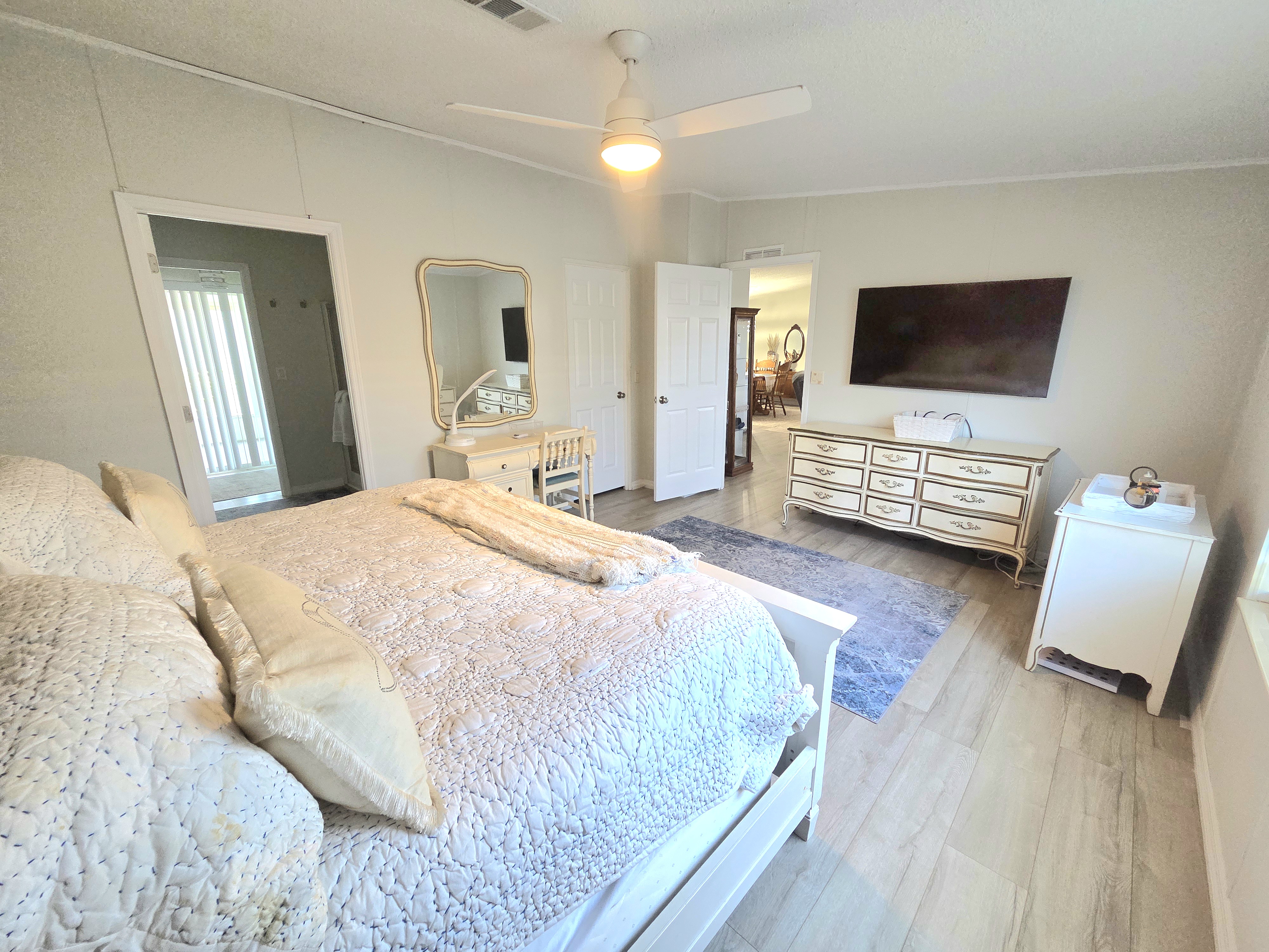 2612 87th Terrace East, Palmetto, Florida 34221, 3 Bedrooms Bedrooms, ,2 BathroomsBathrooms,55-Plus Mobile Home,For Sale,87th Terrace East,3784