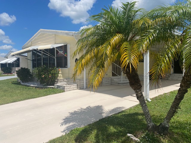 7 Felicidad Ct, Fort Pierce, Florida 34951, 2 Bedrooms Bedrooms, ,2 BathroomsBathrooms,55-Plus Mobile Home,For Sale,Felicidad Ct,3785