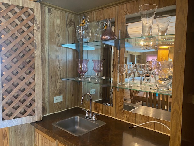 7 Felicidad Ct, Fort Pierce, Florida 34951, 2 Bedrooms Bedrooms, ,2 BathroomsBathrooms,55-Plus Mobile Home,For Sale,Felicidad Ct,3785