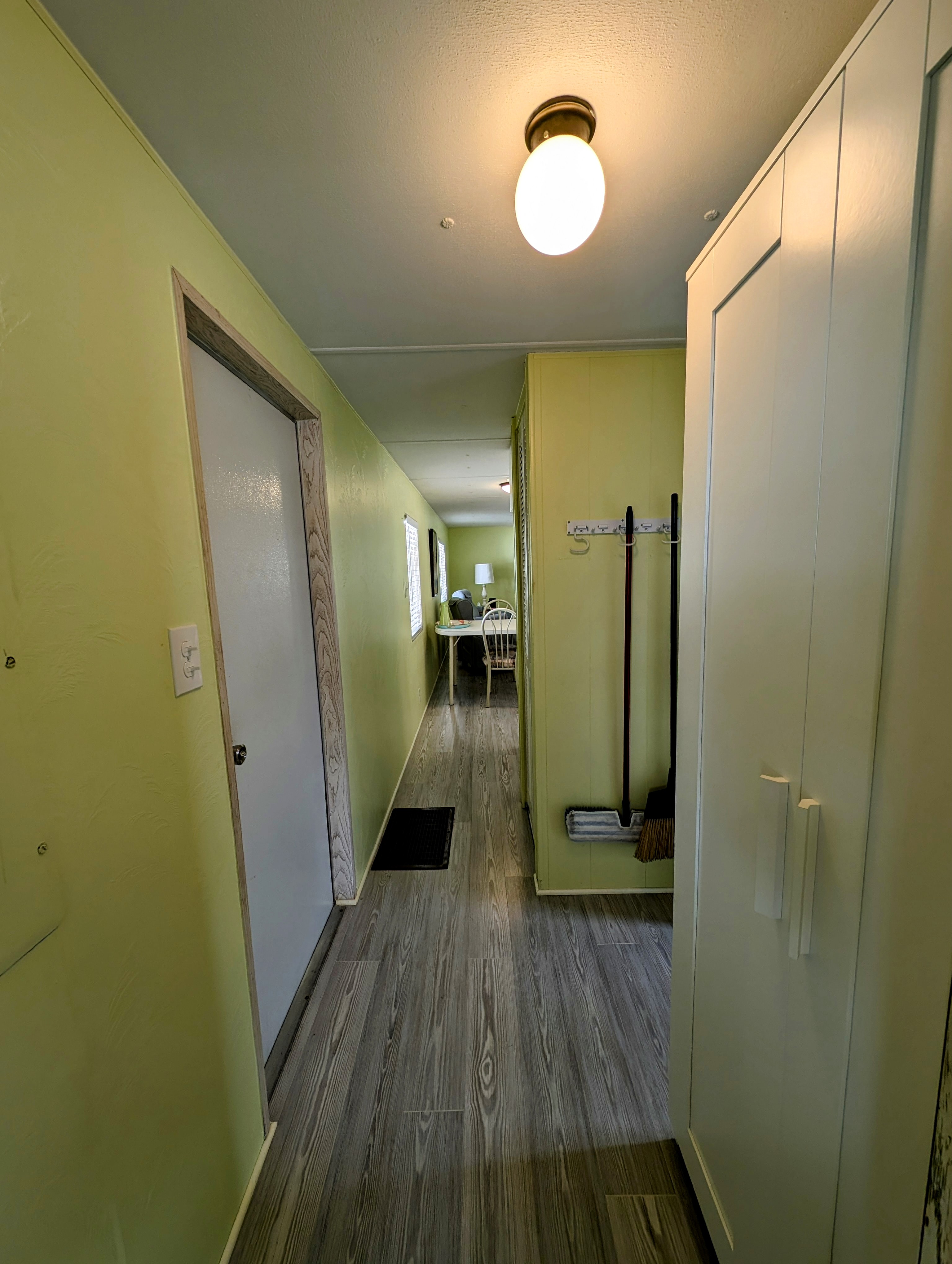1652 Moonraker Drive, Ruskin, Florida 33570, 2 Bedrooms Bedrooms, ,1.5 BathroomsBathrooms,55-Plus Mobile Home,For Sale,Moonraker Drive,3787