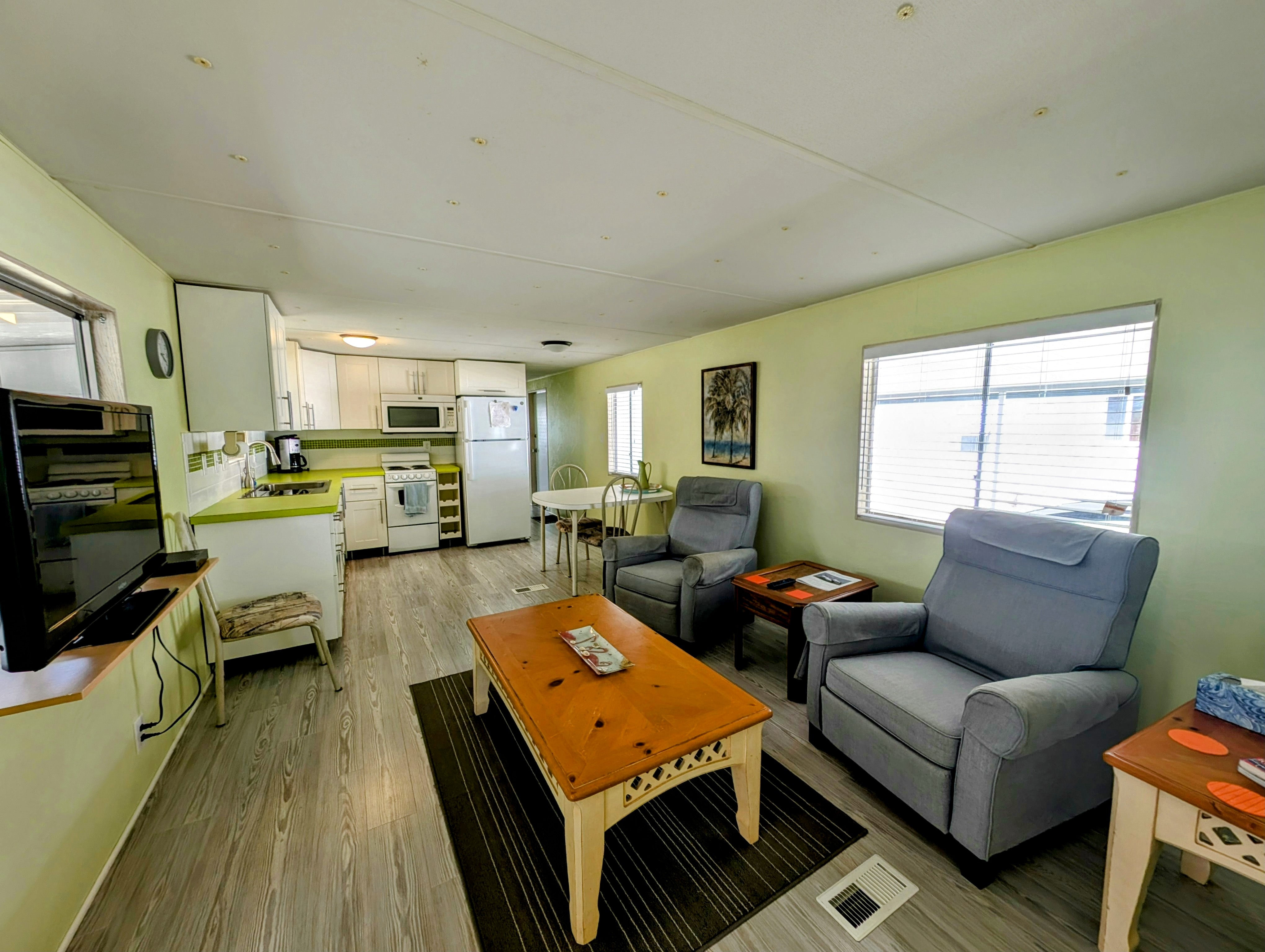 1652 Moonraker Drive, Ruskin, Florida 33570, 2 Bedrooms Bedrooms, ,1.5 BathroomsBathrooms,55-Plus Mobile Home,For Sale,Moonraker Drive,3787