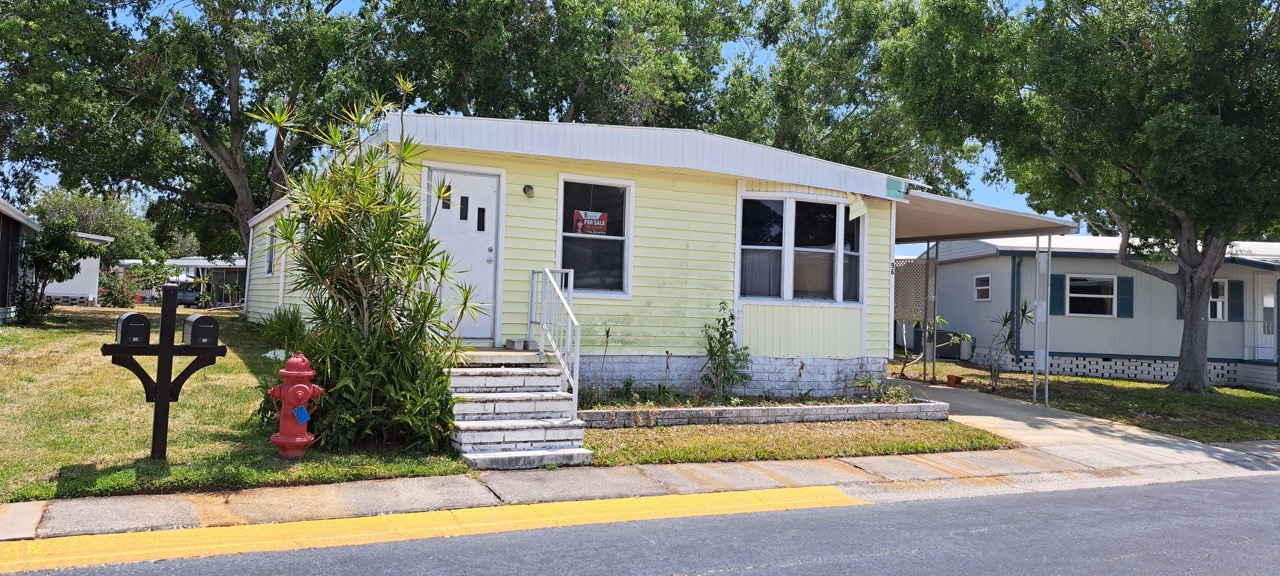12100 Seminole Blvd, Lot 96, Largo, Florida 33778, 2 Bedrooms Bedrooms, ,2 BathroomsBathrooms,55-Plus Mobile Home,For Sale,Seminole Blvd, Lot 96,3791