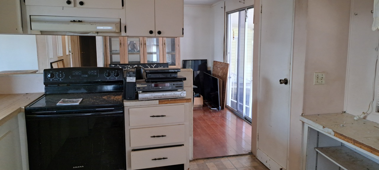 12100 Seminole Blvd, Lot 96, Largo, Florida 33778, 2 Bedrooms Bedrooms, ,2 BathroomsBathrooms,55-Plus Mobile Home,For Sale,Seminole Blvd, Lot 96,3791