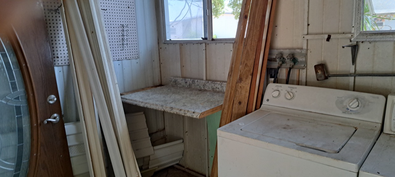 12100 Seminole Blvd, Lot 96, Largo, Florida 33778, 2 Bedrooms Bedrooms, ,2 BathroomsBathrooms,55-Plus Mobile Home,For Sale,Seminole Blvd, Lot 96,3791