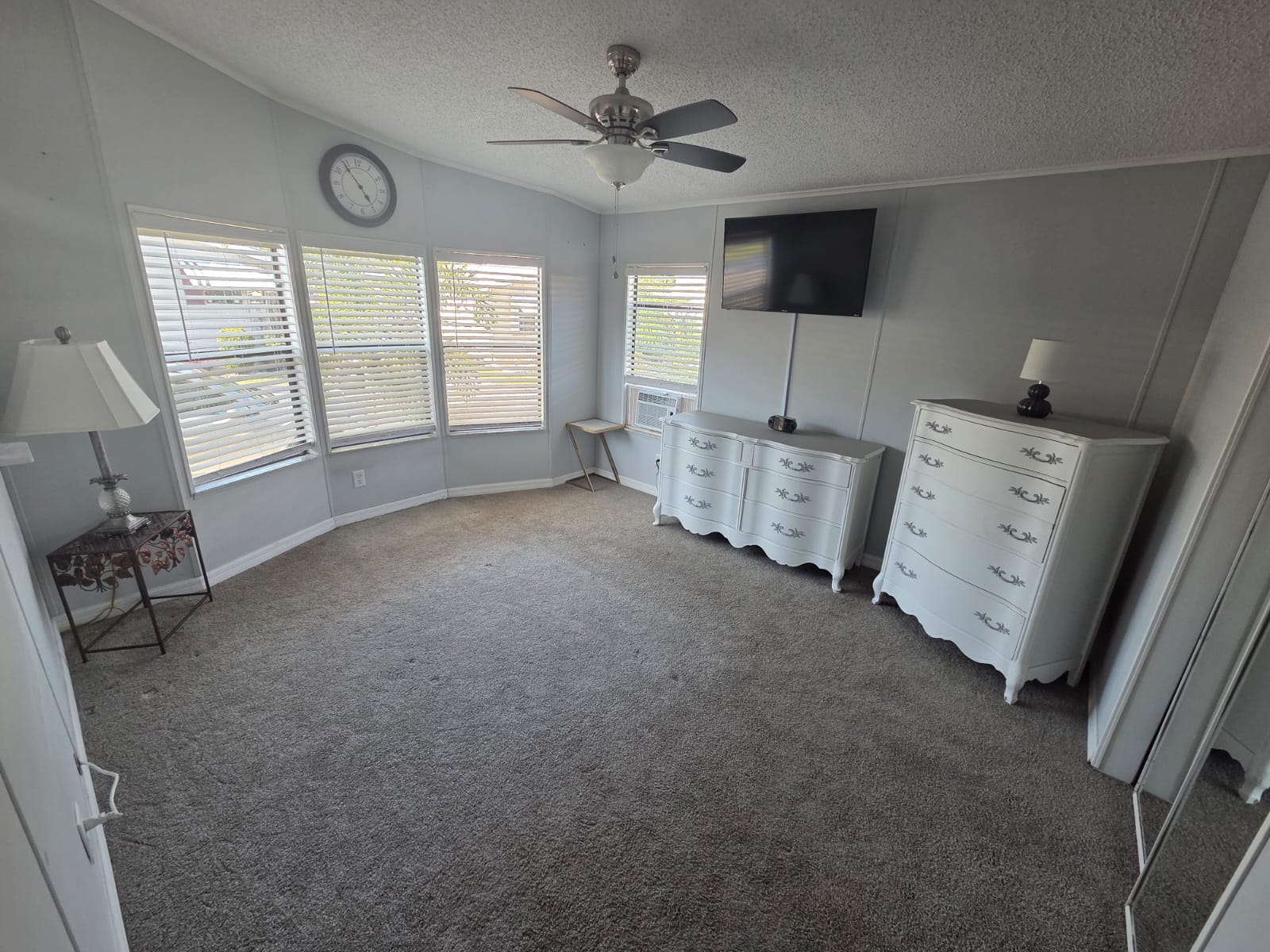 100 Hampton Road, Lot 298, Clearwater, Florida 33759, 3 Bedrooms Bedrooms, ,2 BathroomsBathrooms,55-Plus Mobile Home,For Sale,Hampton Road, Lot 298,3792