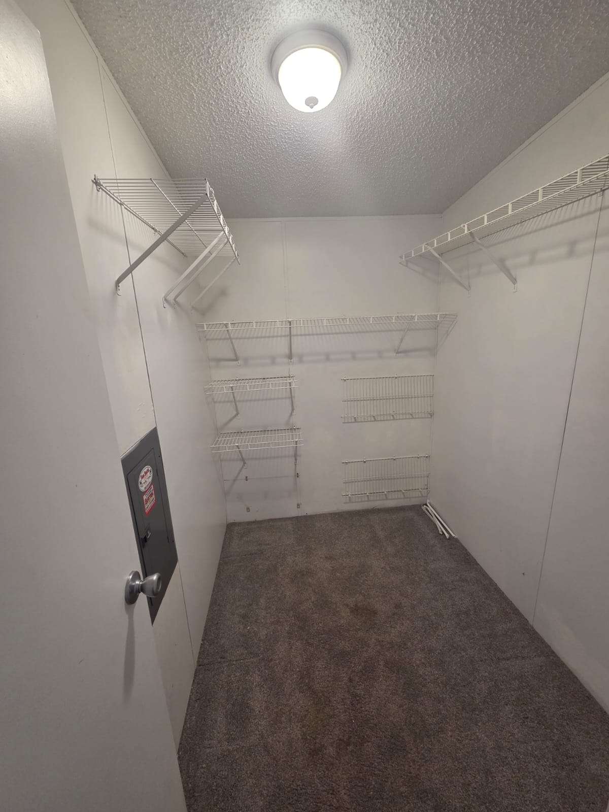 100 Hampton Road, Lot 298, Clearwater, Florida 33759, 3 Bedrooms Bedrooms, ,2 BathroomsBathrooms,55-Plus Mobile Home,For Sale,Hampton Road, Lot 298,3792