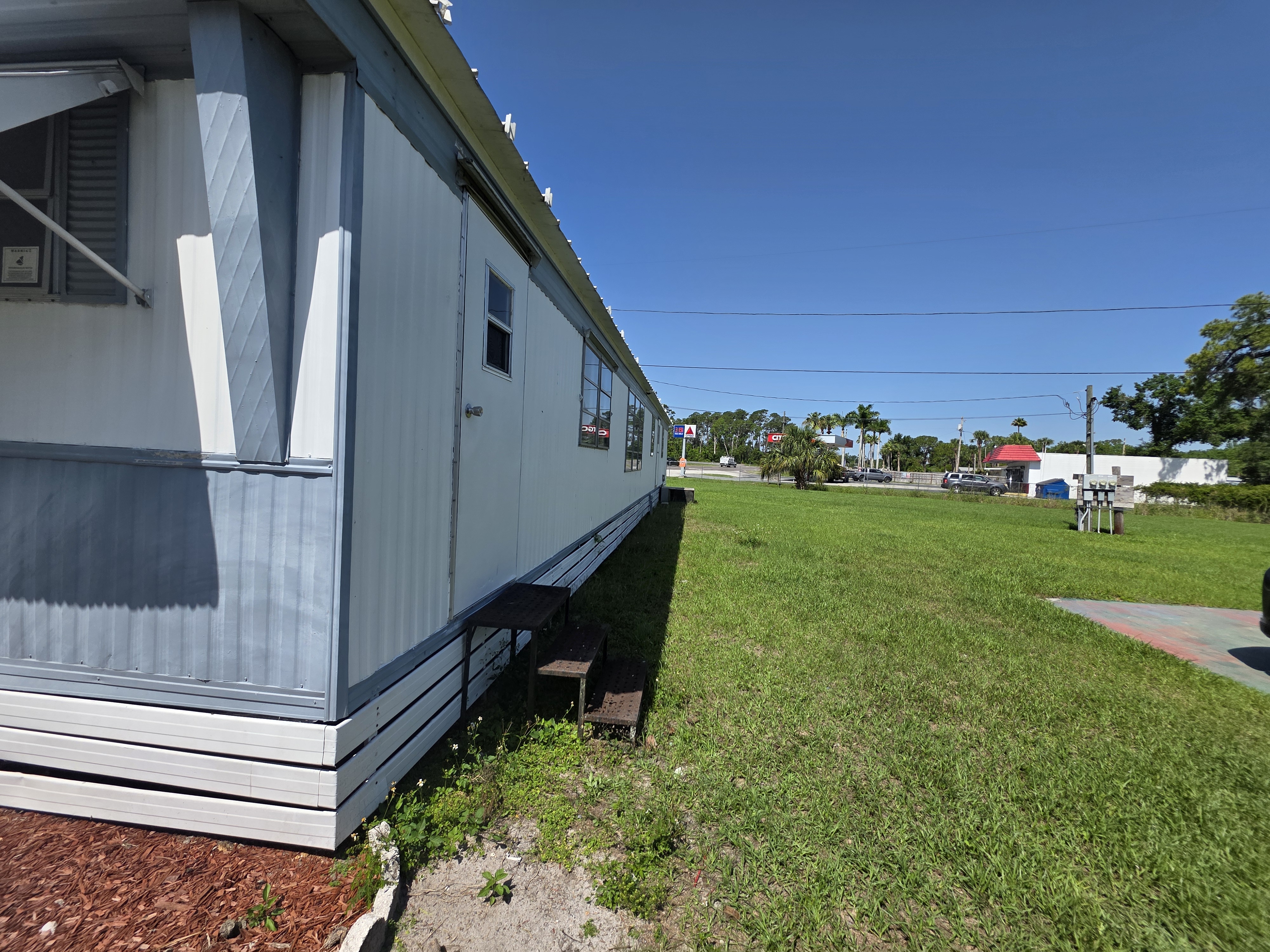 2800 US Hwy 17-92 W, Lot 75, Haines City, Florida 33844, 2 Bedrooms Bedrooms, ,1 BathroomBathrooms,55-Plus Mobile Home,For Sale,US Hwy 17-92 W, Lot 75,3795