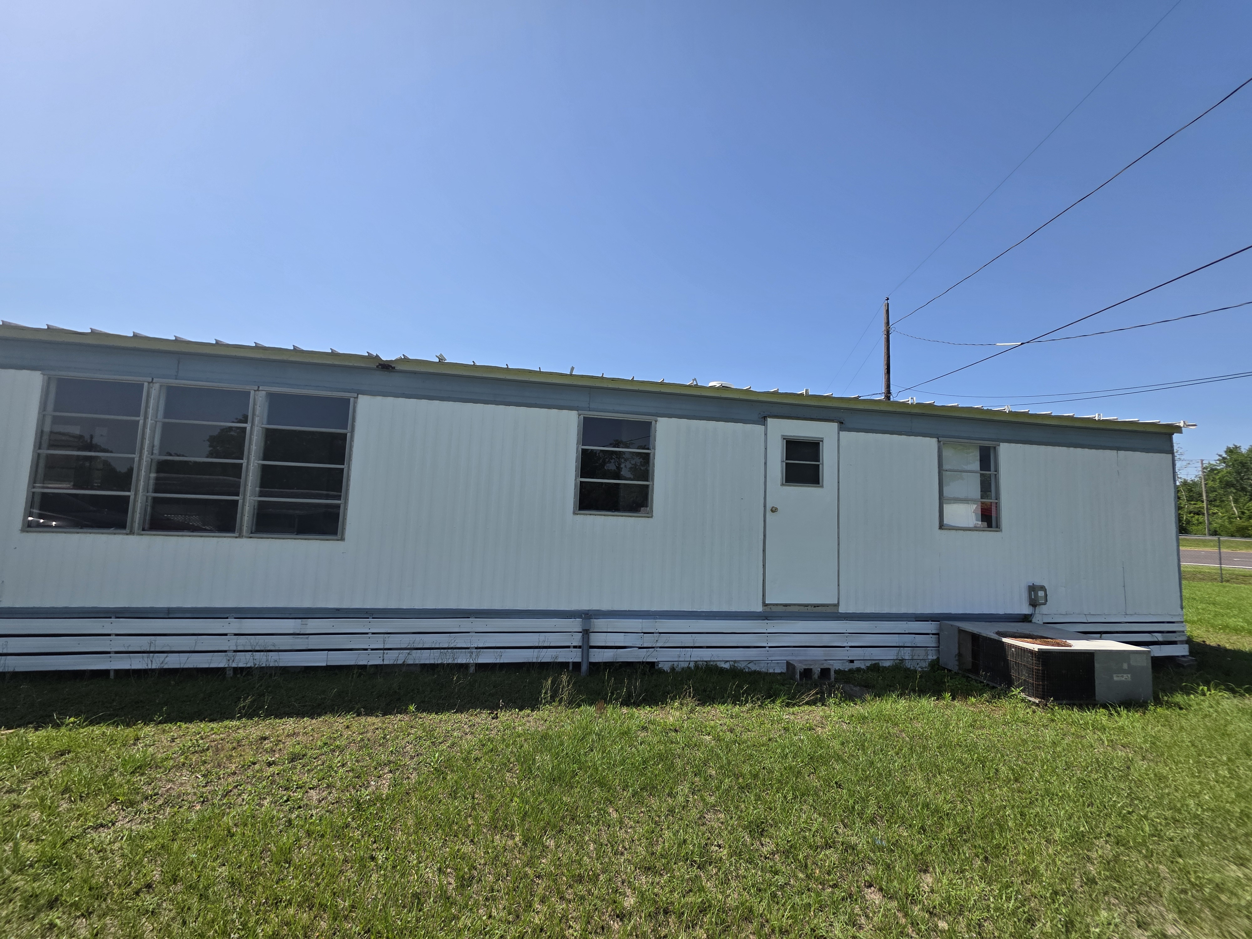 2800 US Hwy 17-92 W, Lot 75, Haines City, Florida 33844, 2 Bedrooms Bedrooms, ,1 BathroomBathrooms,55-Plus Mobile Home,For Sale,US Hwy 17-92 W, Lot 75,3795