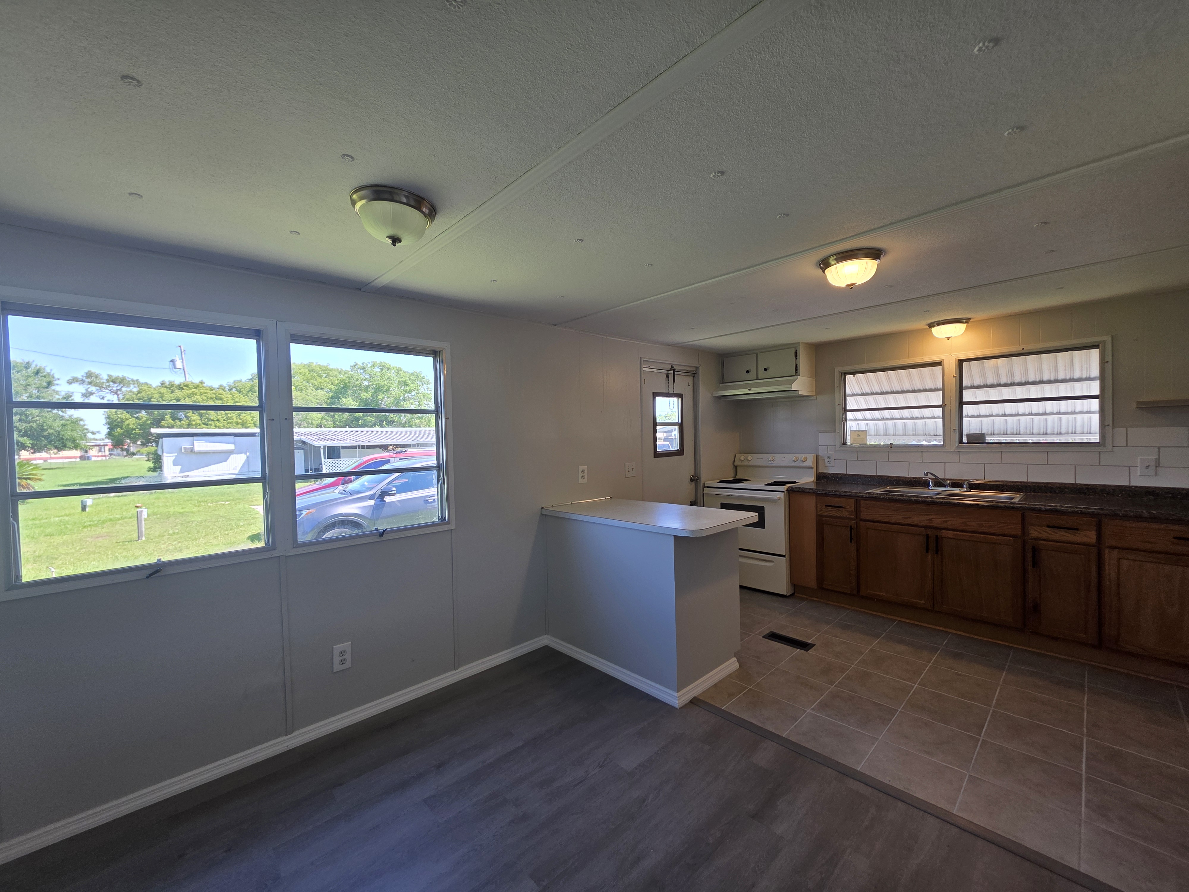 2800 US Hwy 17-92 W, Lot 75, Haines City, Florida 33844, 2 Bedrooms Bedrooms, ,1 BathroomBathrooms,55-Plus Mobile Home,For Sale,US Hwy 17-92 W, Lot 75,3795