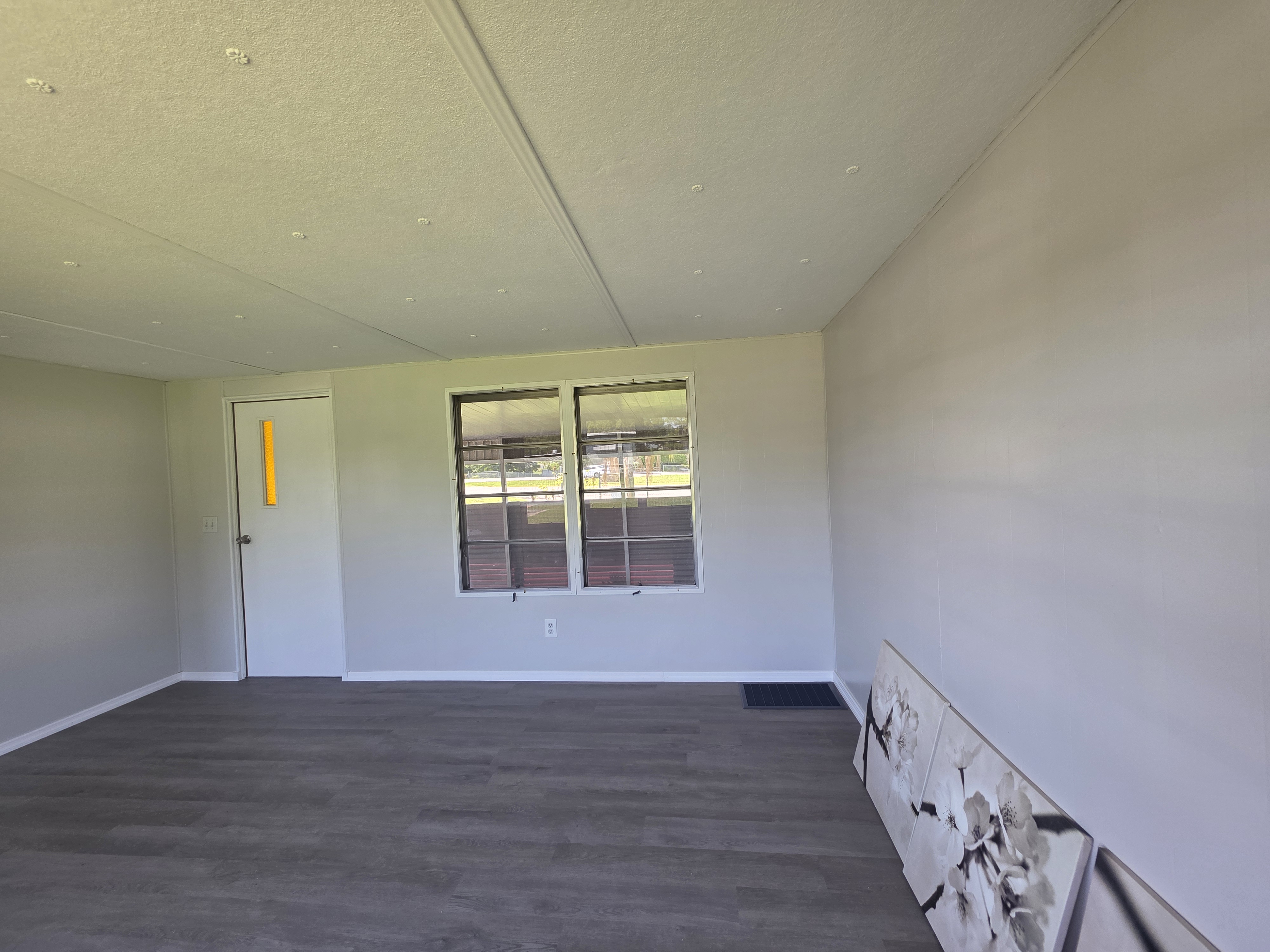 2800 US Hwy 17-92 W, Lot 75, Haines City, Florida 33844, 2 Bedrooms Bedrooms, ,1 BathroomBathrooms,55-Plus Mobile Home,For Sale,US Hwy 17-92 W, Lot 75,3795