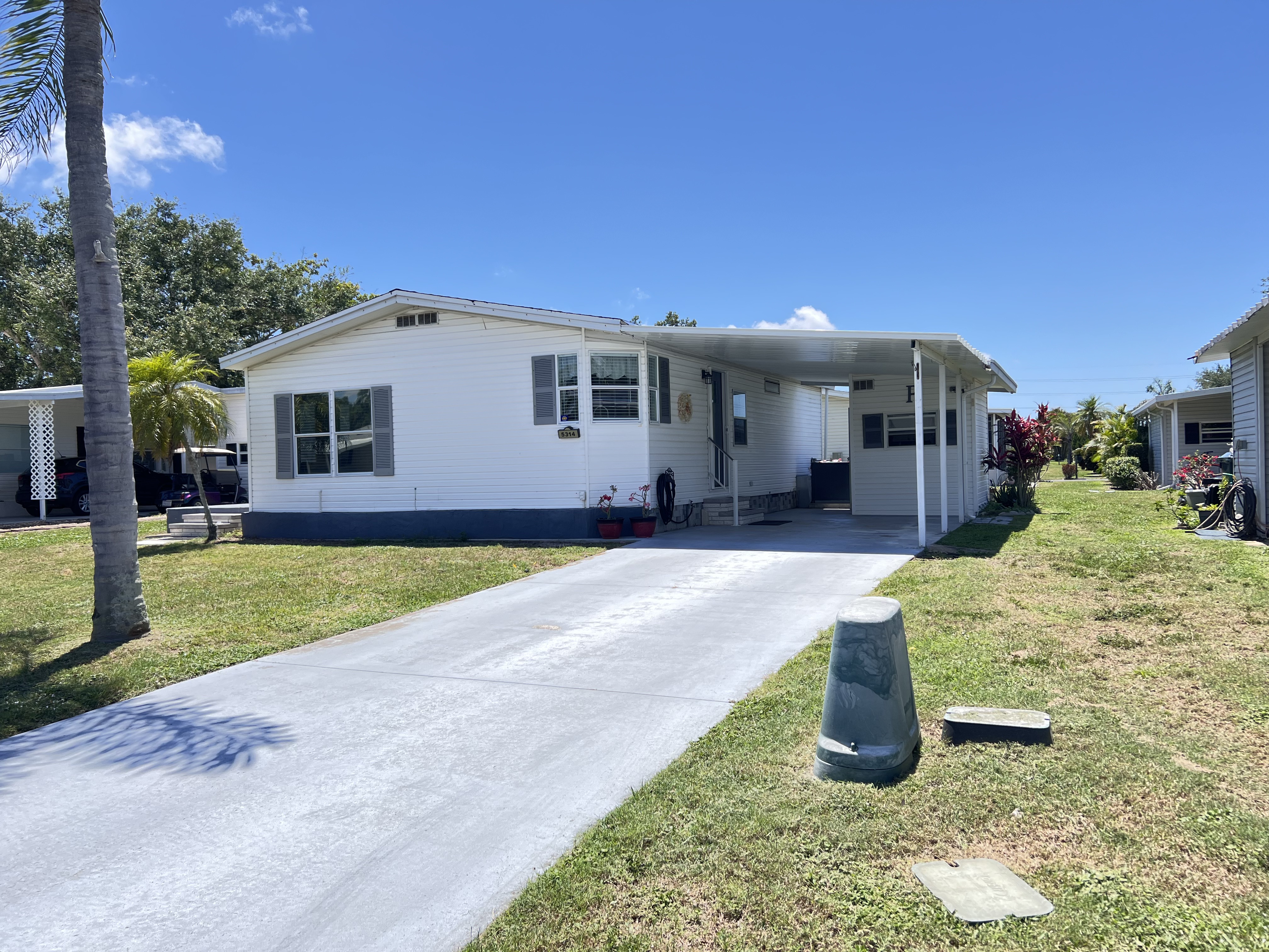 5314 Furness Circle, Lot 390, Sarasota, Florida 34241, 2 Bedrooms Bedrooms, ,2 BathroomsBathrooms,55-Plus Mobile Home,For Sale,Furness Circle, Lot 390,3797