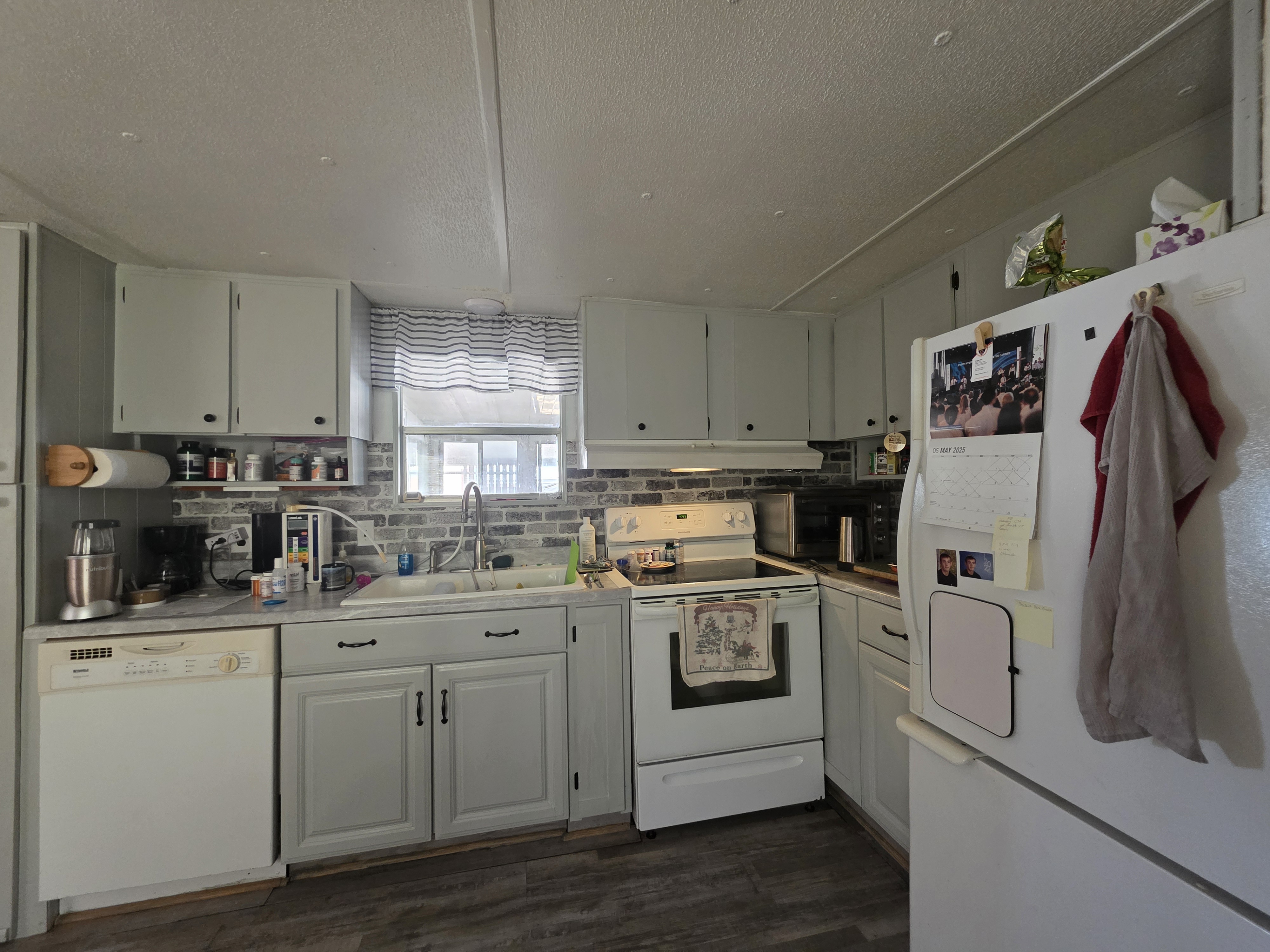 222 May St, Lakeland, Florida 33815, 2 Bedrooms Bedrooms, ,1.5 BathroomsBathrooms,55-Plus Mobile Home,For Sale,May St,3803