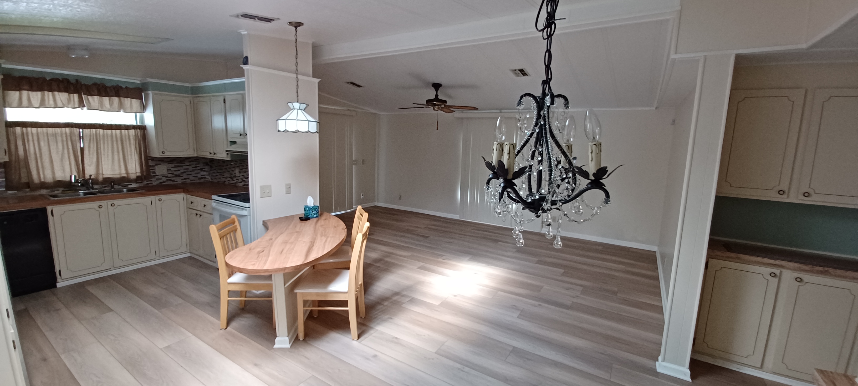 14750 Firestone St, Lot 335, Orlando, Florida 32826, 2 Bedrooms Bedrooms, ,2 BathroomsBathrooms,55-Plus Mobile Home,For Sale,Firestone St, Lot 335,3805