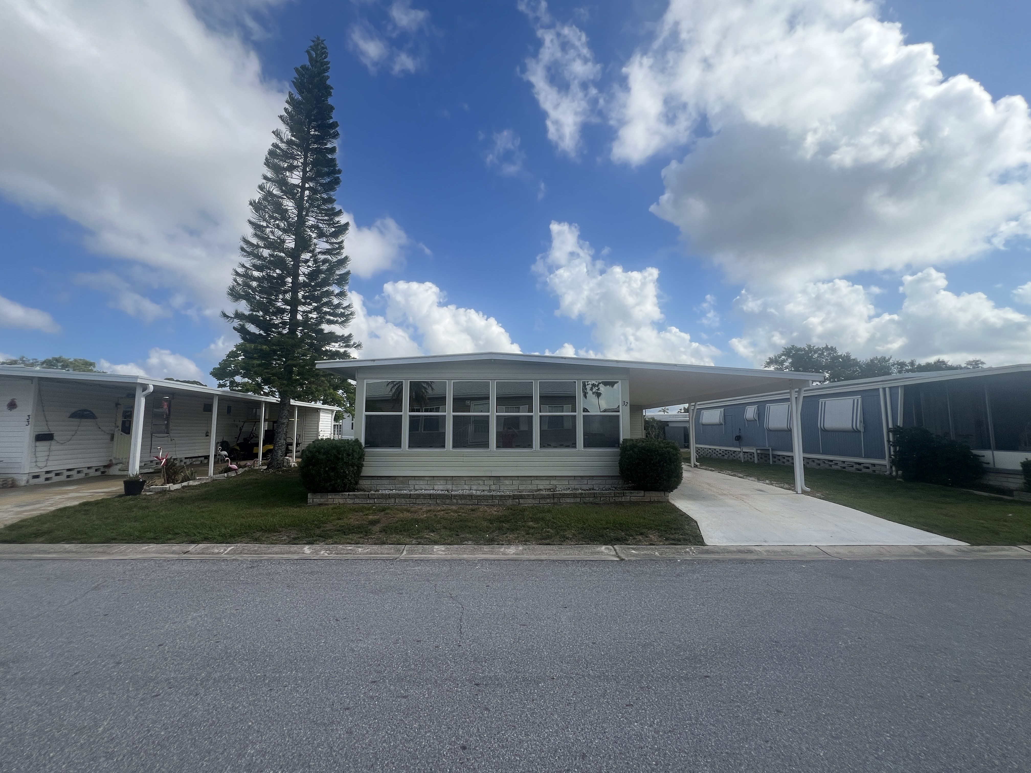 7001 142nd Avenue N, Lot 32, Largo, Florida 33771, 2 Bedrooms Bedrooms, ,2 BathroomsBathrooms,55-Plus Mobile Home,For Sale,142nd Avenue N, Lot 32,3809