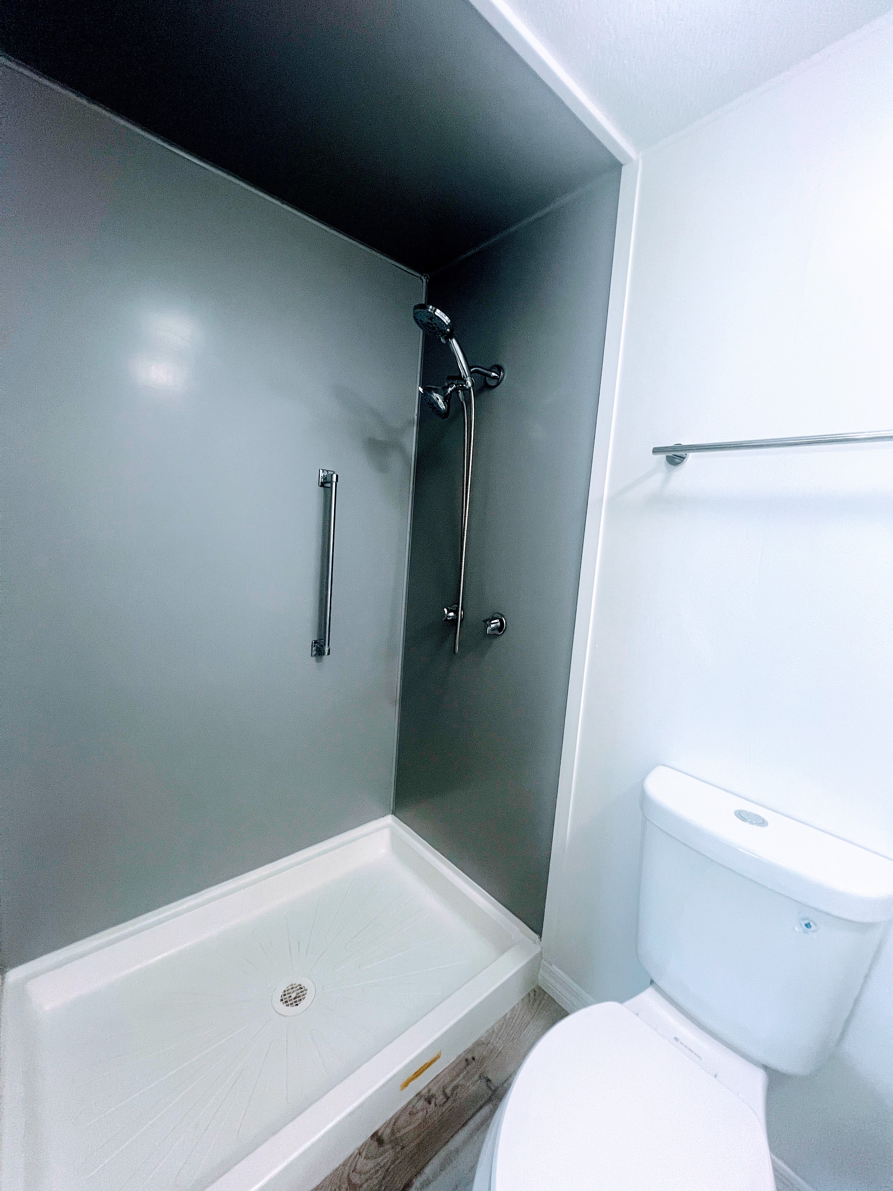 7001 142nd Avenue N, Lot 32, Largo, Florida 33771, 2 Bedrooms Bedrooms, ,2 BathroomsBathrooms,55-Plus Mobile Home,For Sale,142nd Avenue N, Lot 32,3809