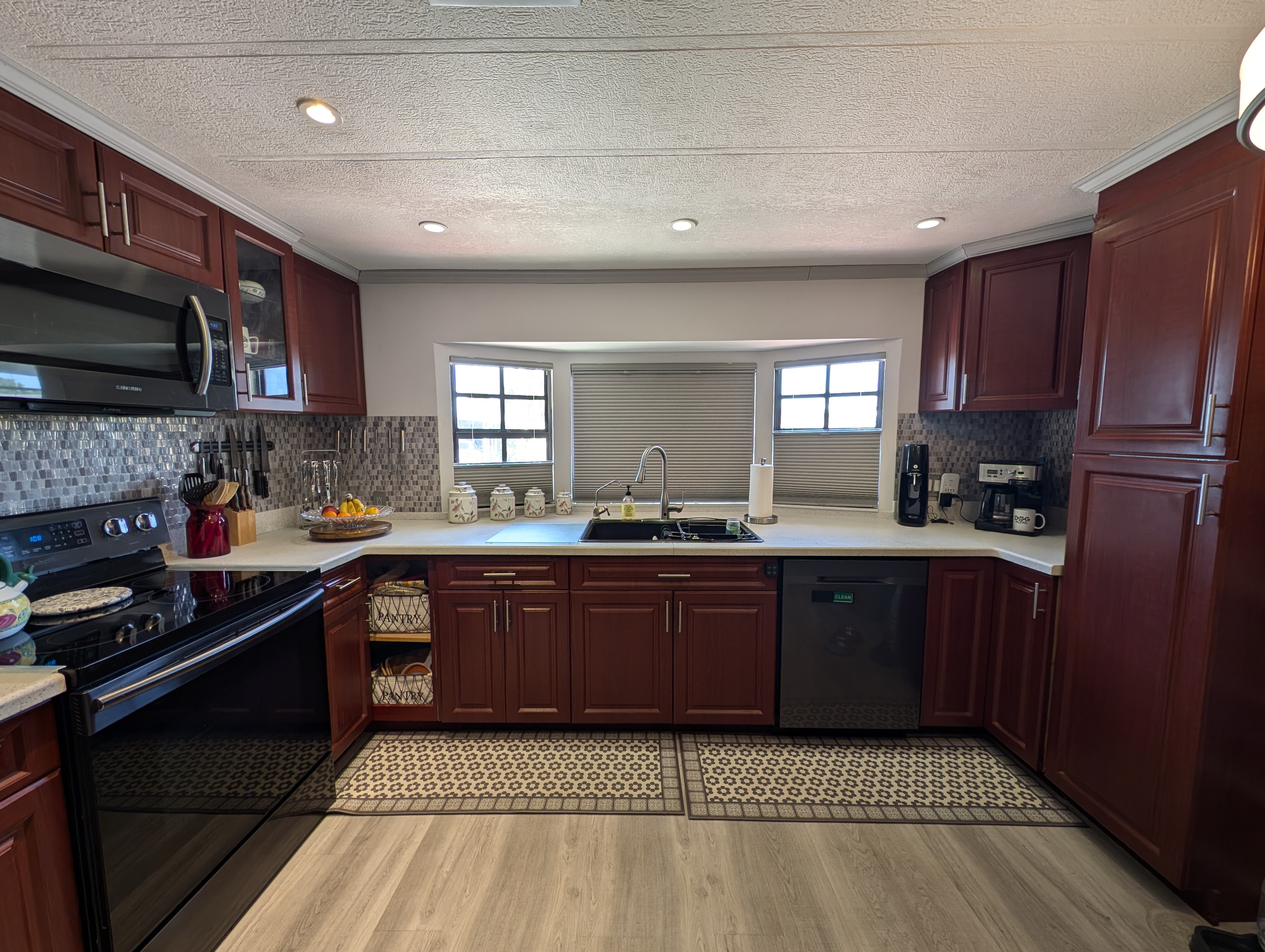2508 Turtleback Way, Ruskin, Florida 33570, 2 Bedrooms Bedrooms, ,2 BathroomsBathrooms,55-Plus Mobile Home,For Sale,Turtleback Way,3817