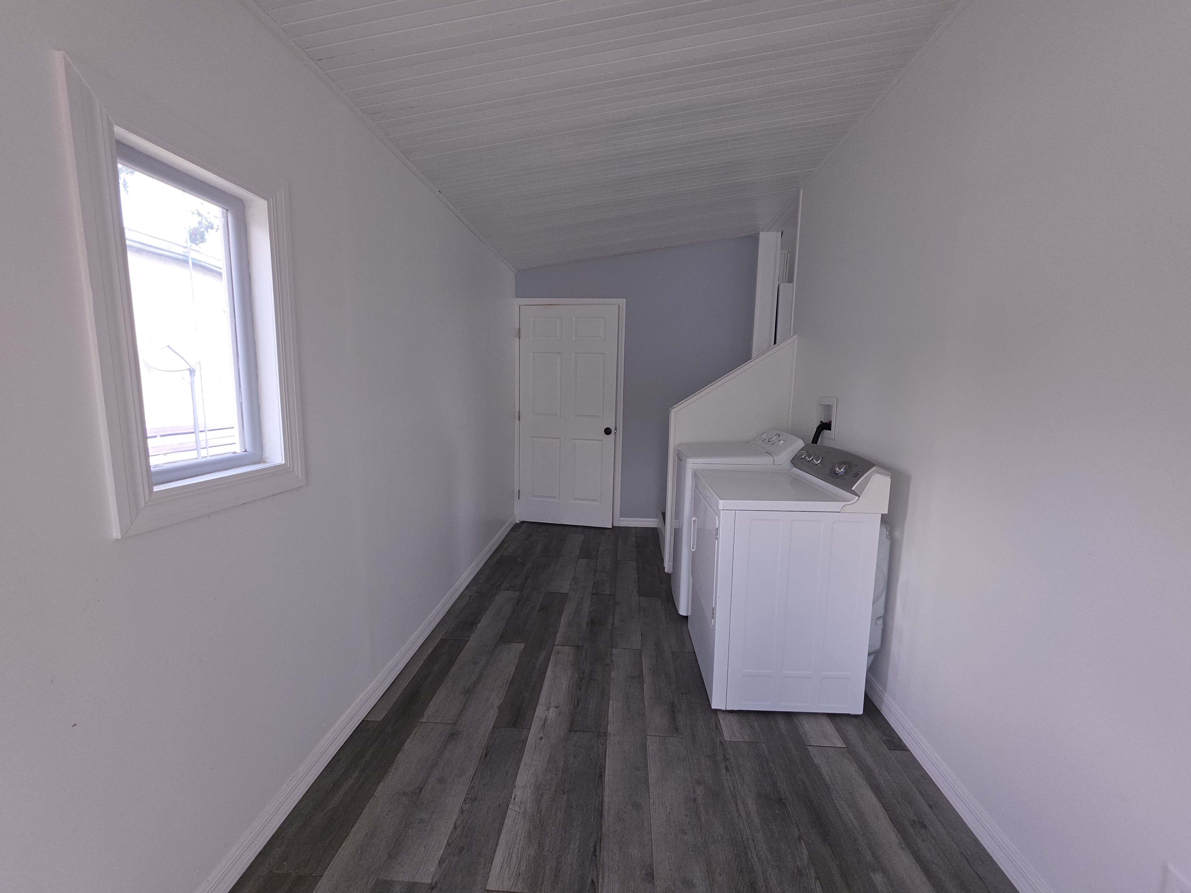 84 Bonisee Circle, Lakeland, Florida 33801, 2 Bedrooms Bedrooms, ,1 BathroomBathrooms,55-Plus Mobile Home,For Sale,Bonisee Circle,3818