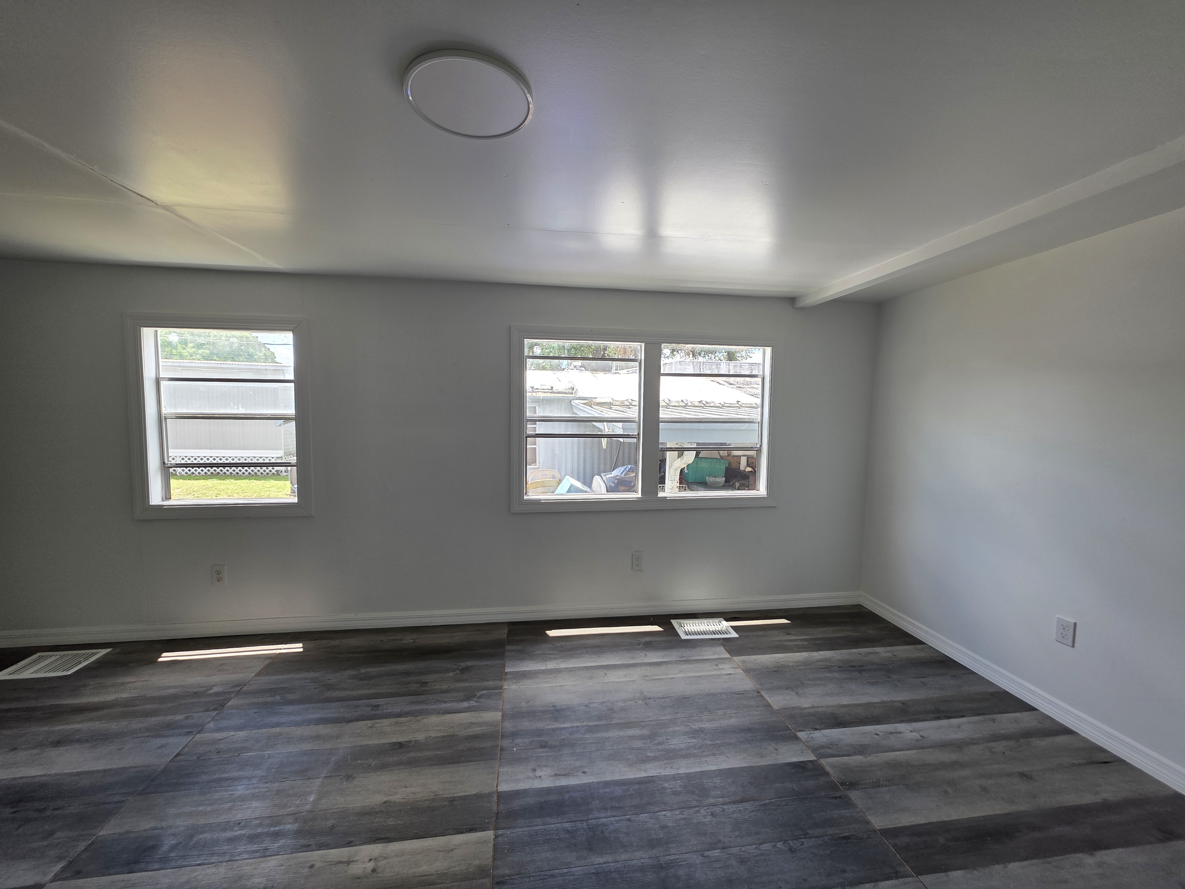 84 Bonisee Circle, Lakeland, Florida 33801, 2 Bedrooms Bedrooms, ,1 BathroomBathrooms,55-Plus Mobile Home,For Sale,Bonisee Circle,3818