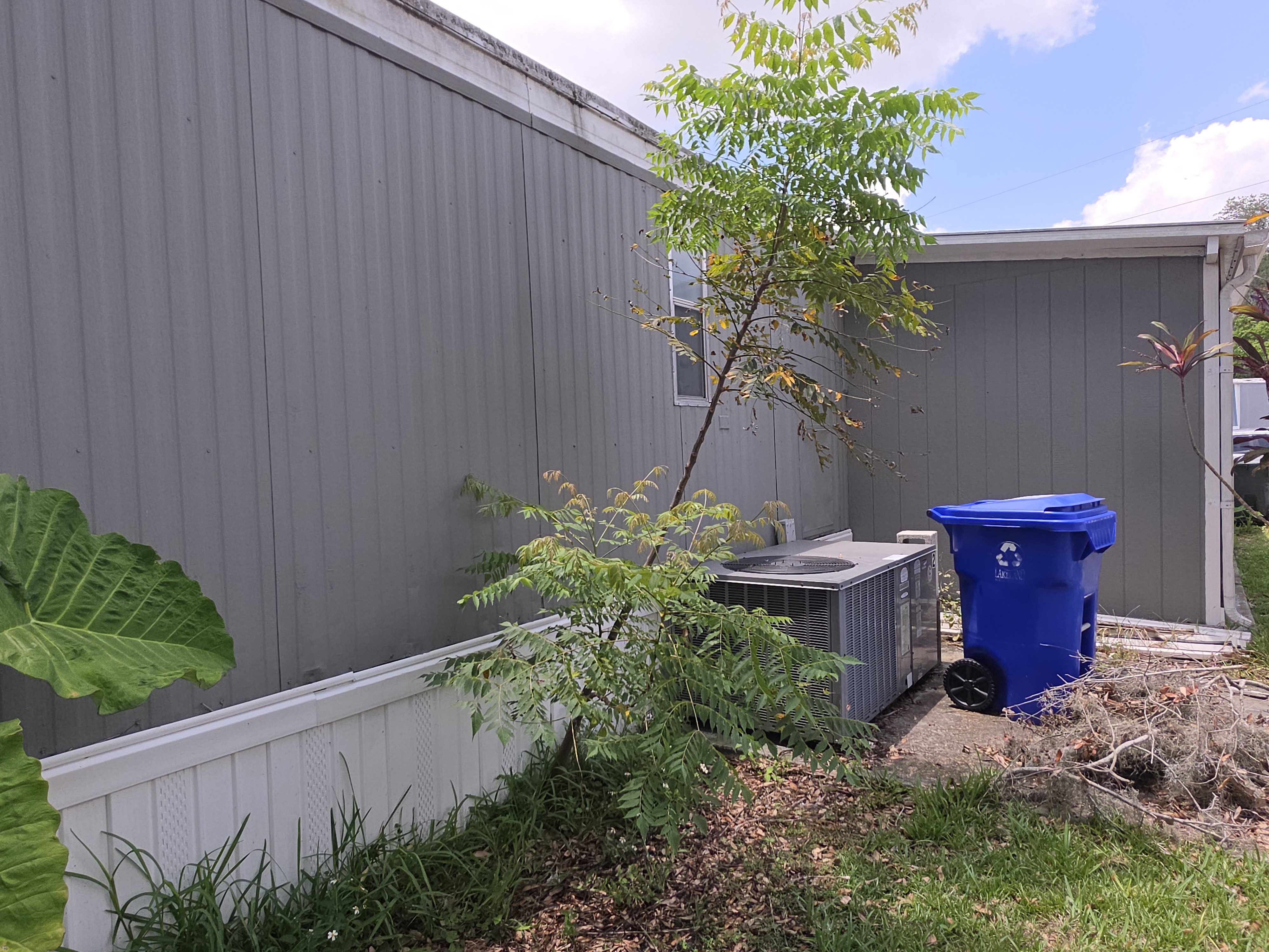 84 Bonisee Circle, Lakeland, Florida 33801, 2 Bedrooms Bedrooms, ,1 BathroomBathrooms,55-Plus Mobile Home,For Sale,Bonisee Circle,3818