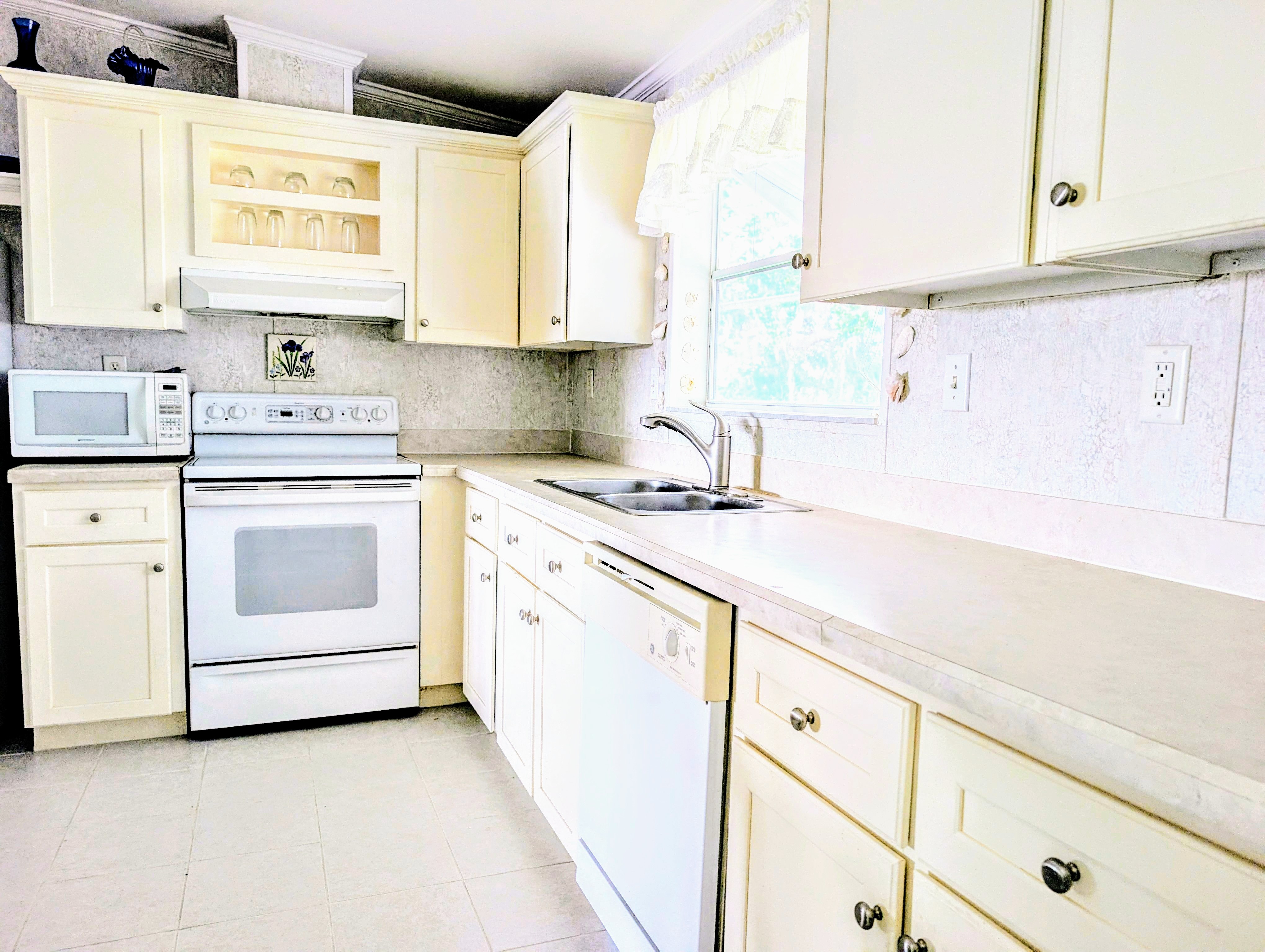 9924 Cape Haze Circle, Parrish, Florida 34219, 2 Bedrooms Bedrooms, ,2 BathroomsBathrooms,55-Plus Mobile Home,For Sale,Cape Haze Circle,3819