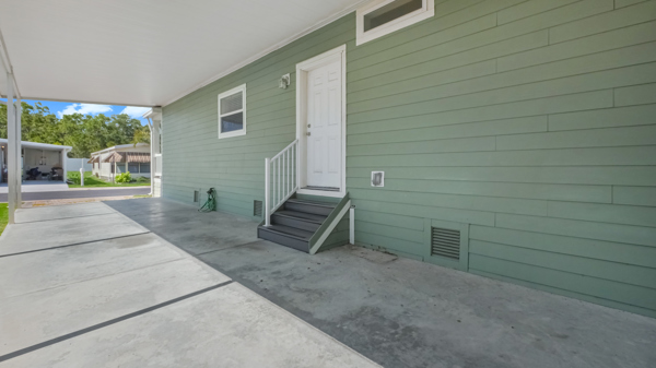 100 Hampton Road, Lot 281, Clearwater, Florida 33759, 2 Bedrooms Bedrooms, ,2 BathroomsBathrooms,55-Plus Mobile Home,For Sale,Hampton Road, Lot 281,3823