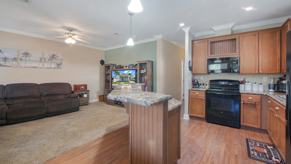 100 Hampton Road, Lot 281, Clearwater, Florida 33759, 2 Bedrooms Bedrooms, ,2 BathroomsBathrooms,55-Plus Mobile Home,For Sale,Hampton Road, Lot 281,3823