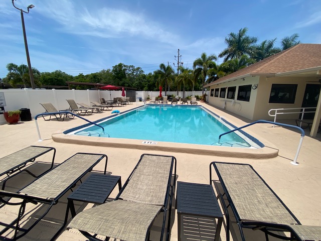 100 Hampton Road, Lot 281, Clearwater, Florida 33759, 2 Bedrooms Bedrooms, ,2 BathroomsBathrooms,55-Plus Mobile Home,For Sale,Hampton Road, Lot 281,3823